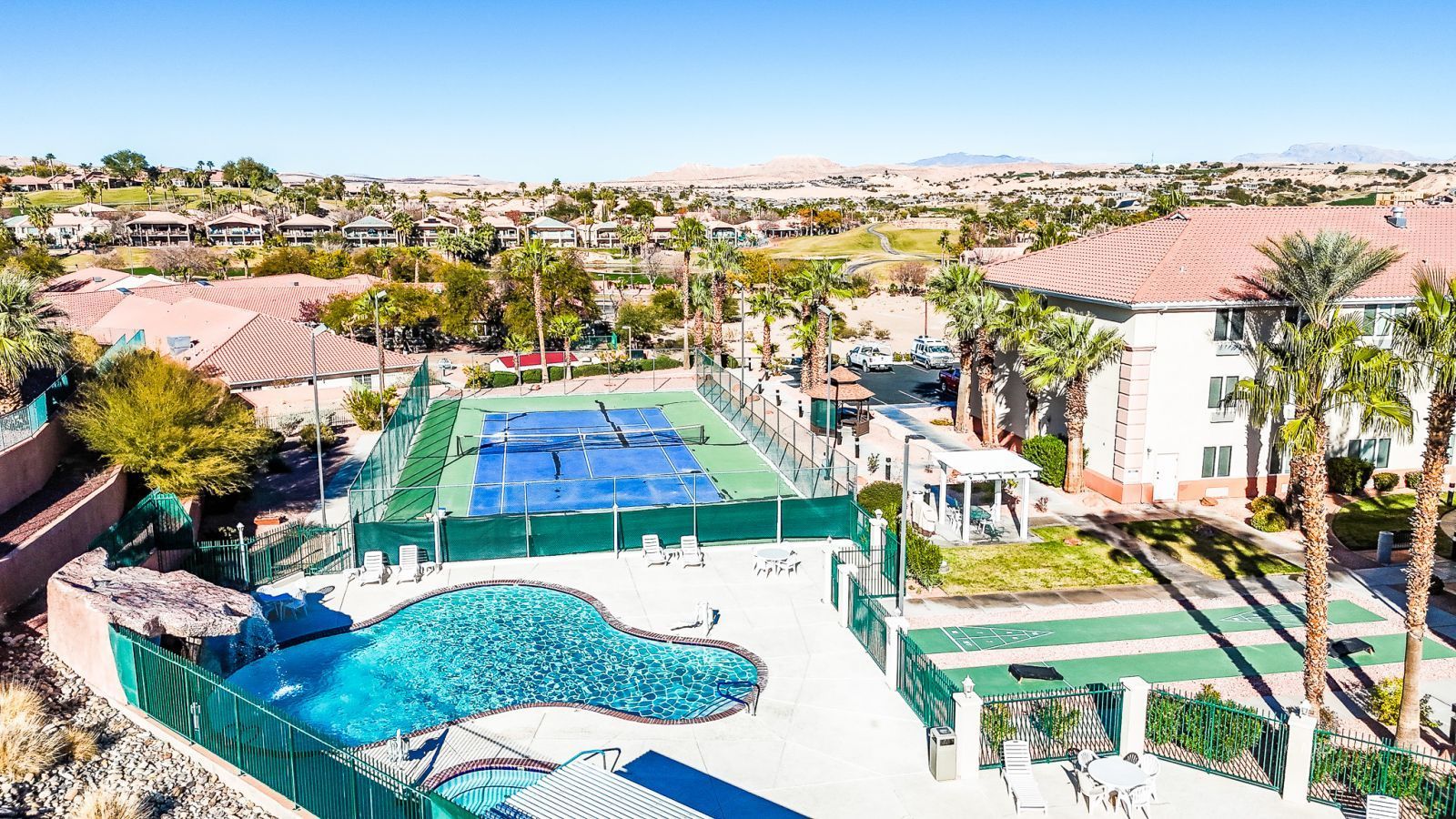 555  Highland Dr #219