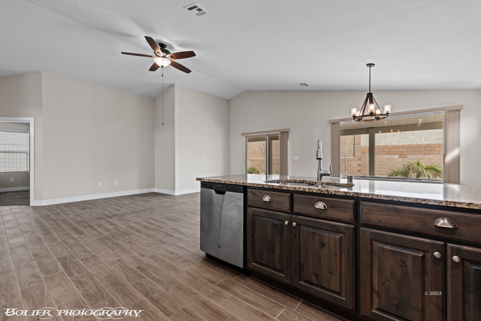 921  Shadow Hawk Ridge 