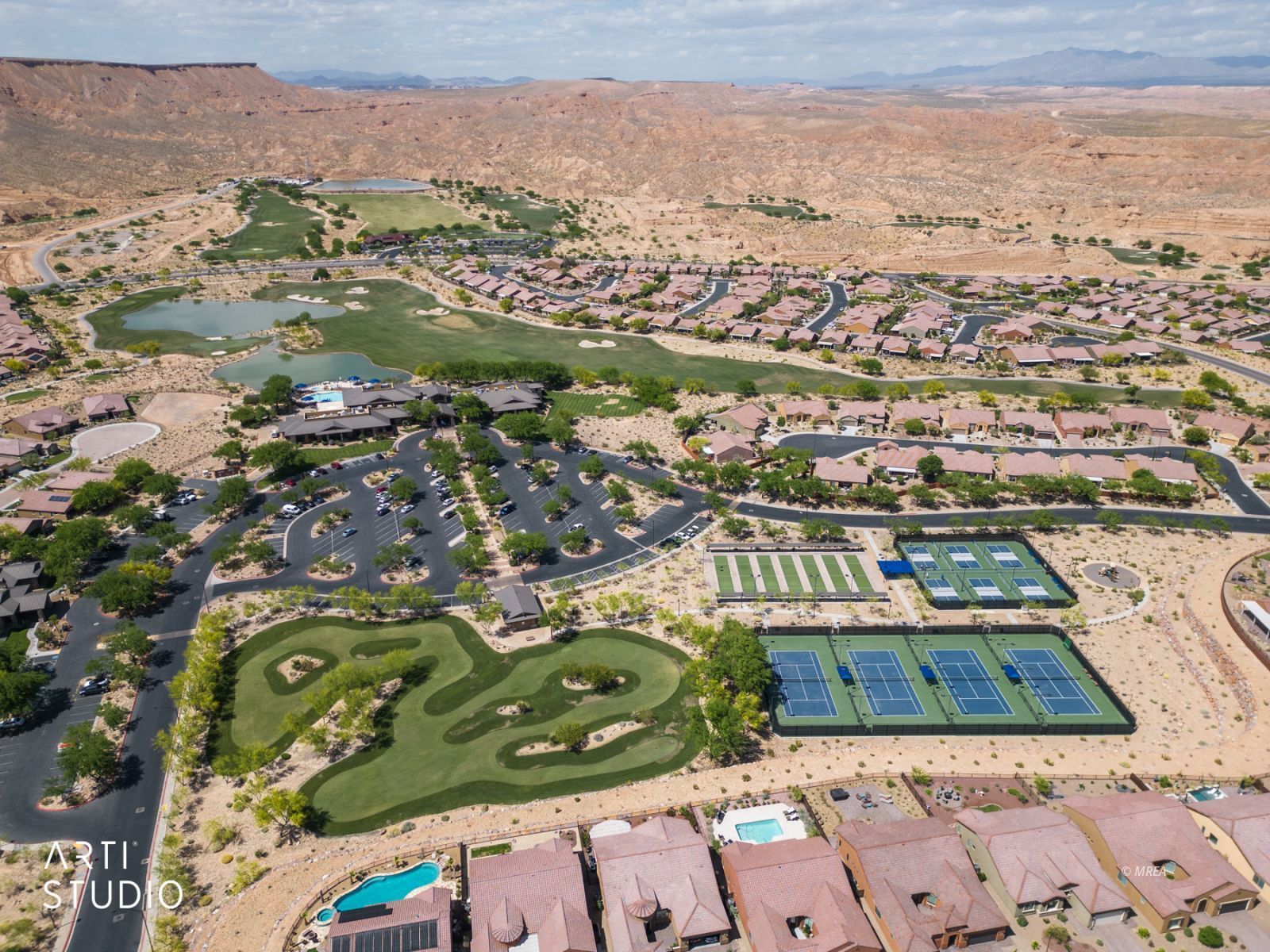 1064  Buckboard Trail 