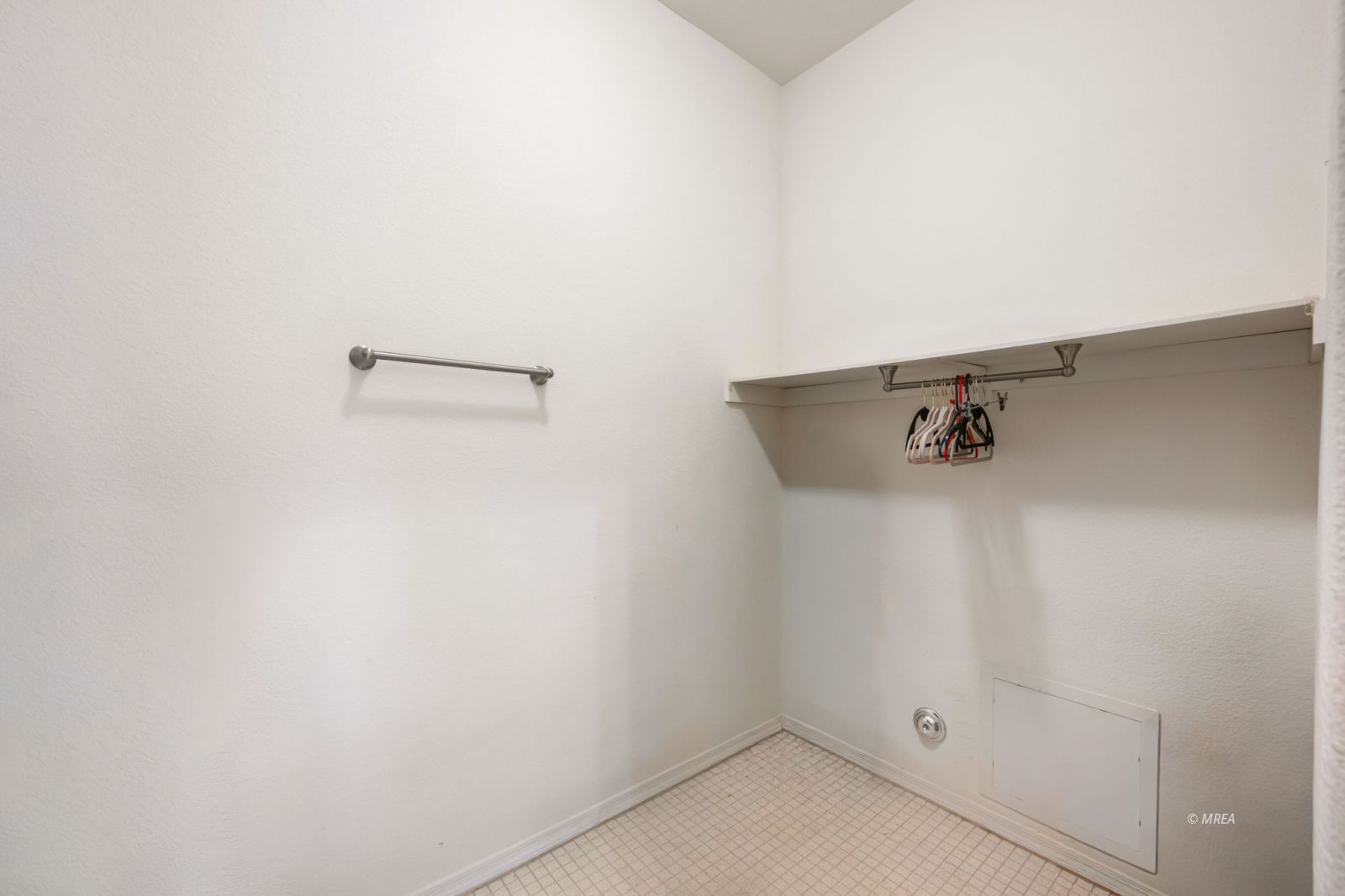 722  Turtleback Rd #1-A