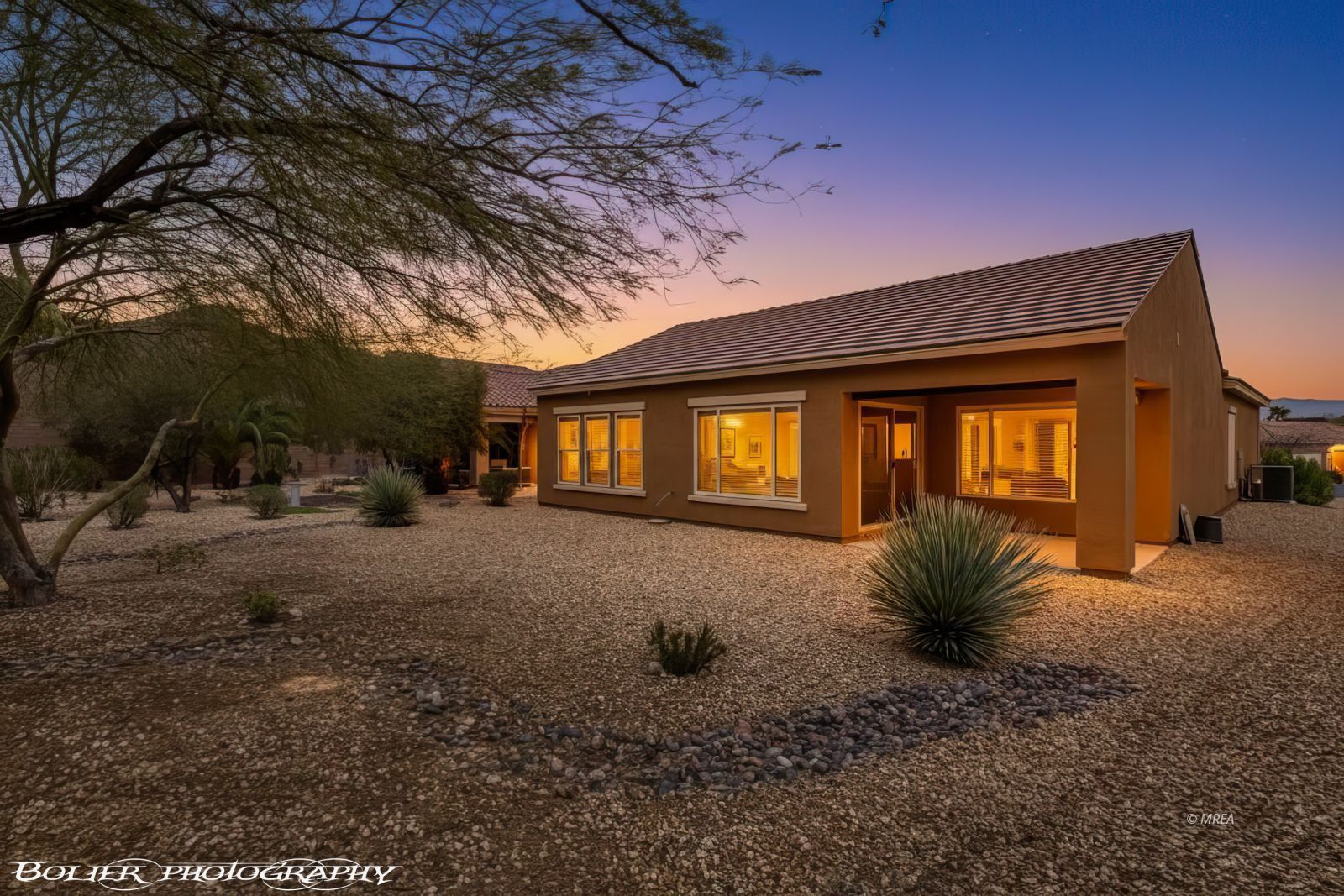 1421  Chuck Wagon Run 