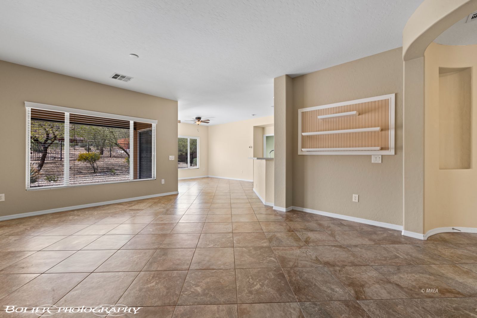 1421  Chuck Wagon Run 