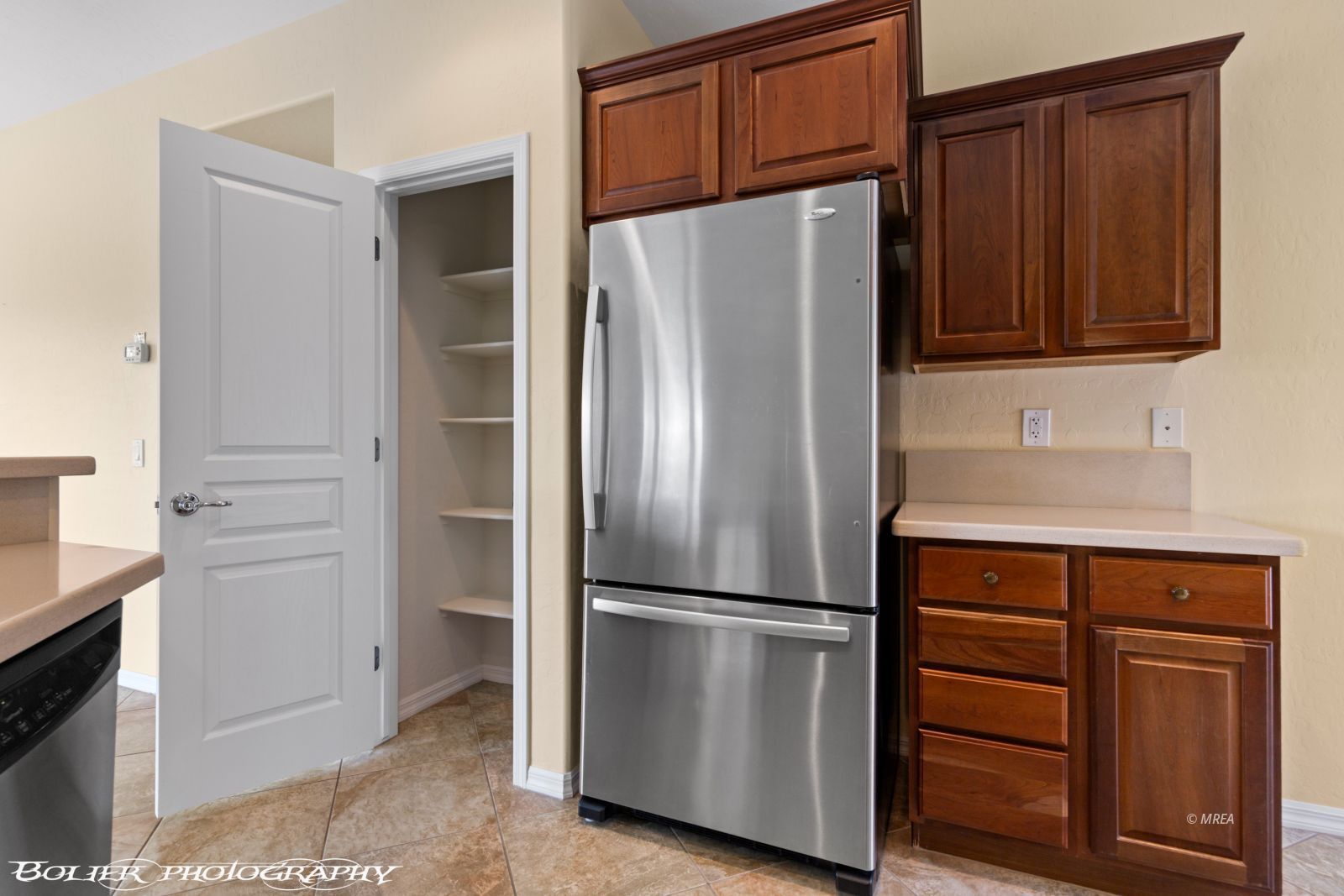 1421  Chuck Wagon Run 