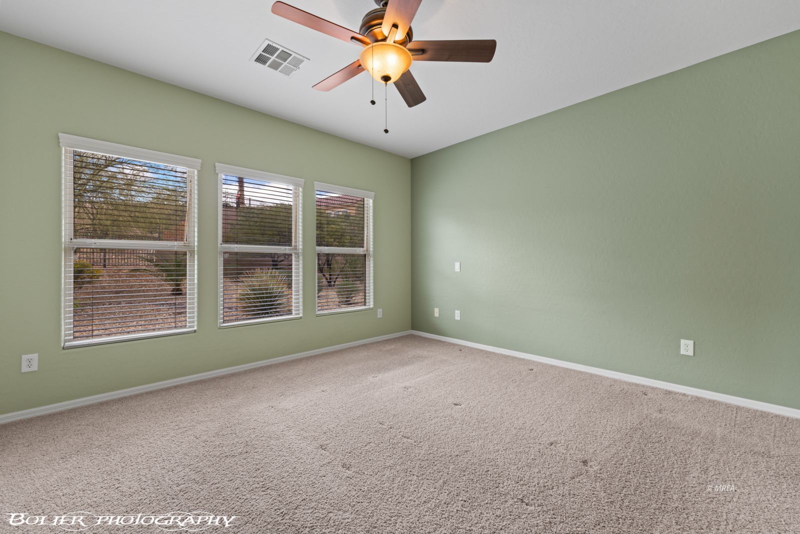 1421  Chuck Wagon Run 