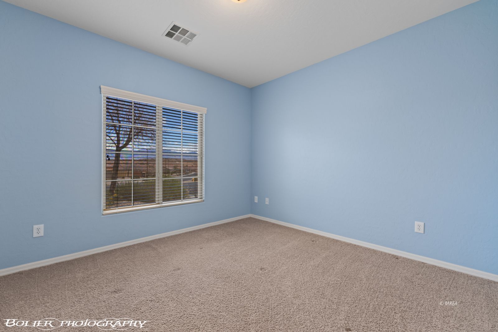 1421  Chuck Wagon Run 