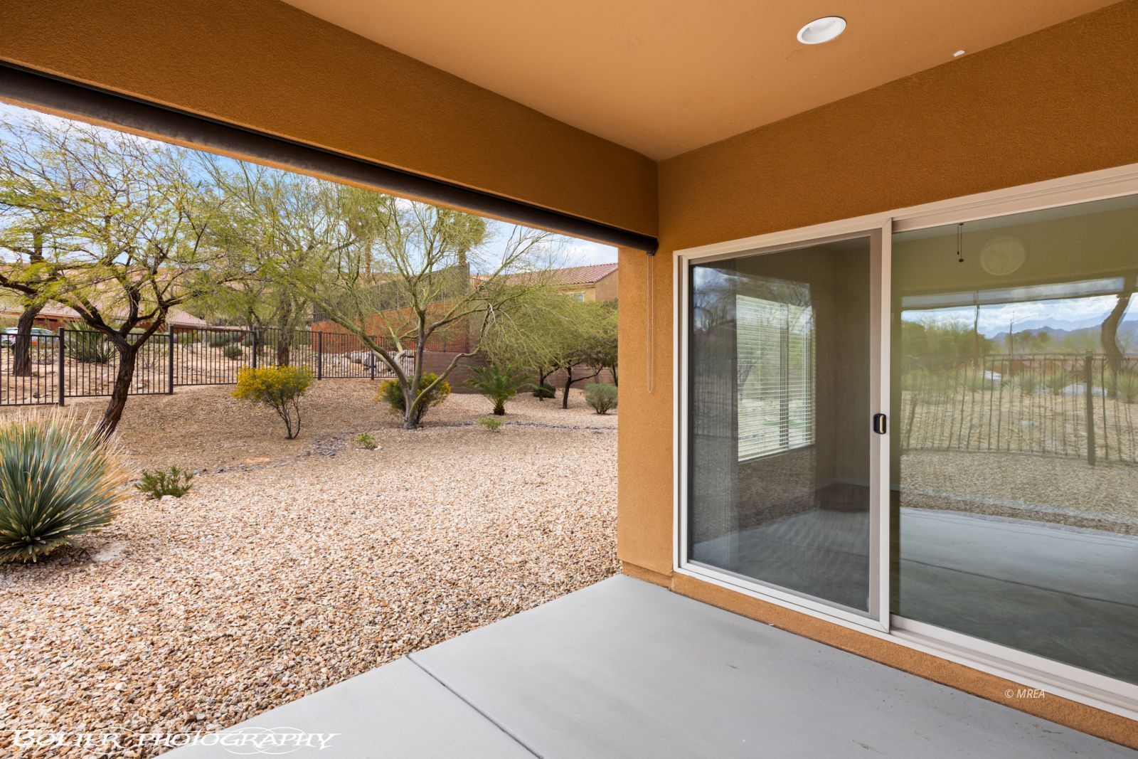 1421  Chuck Wagon Run 