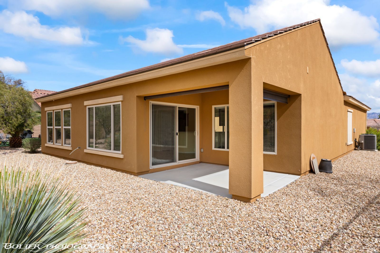 1421  Chuck Wagon Run 