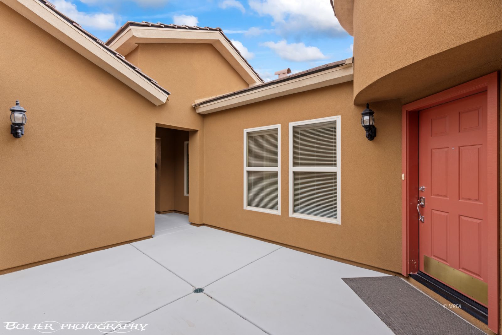 1421  Chuck Wagon Run 