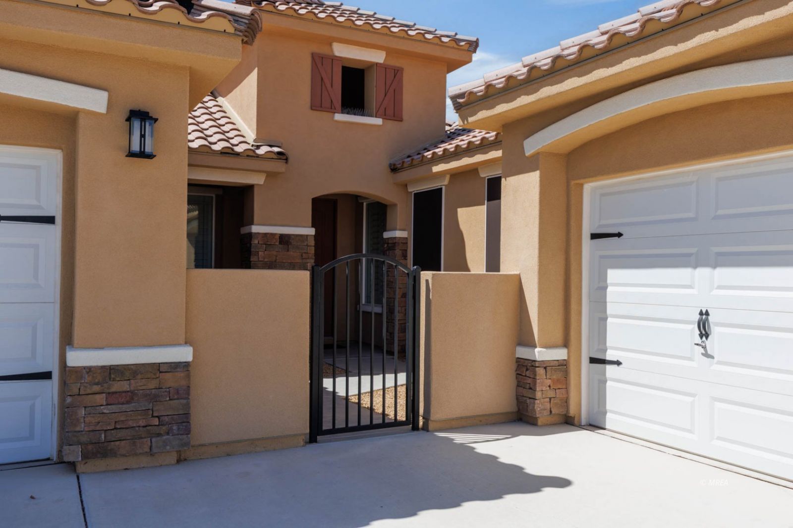 1147  Pebble View Ln