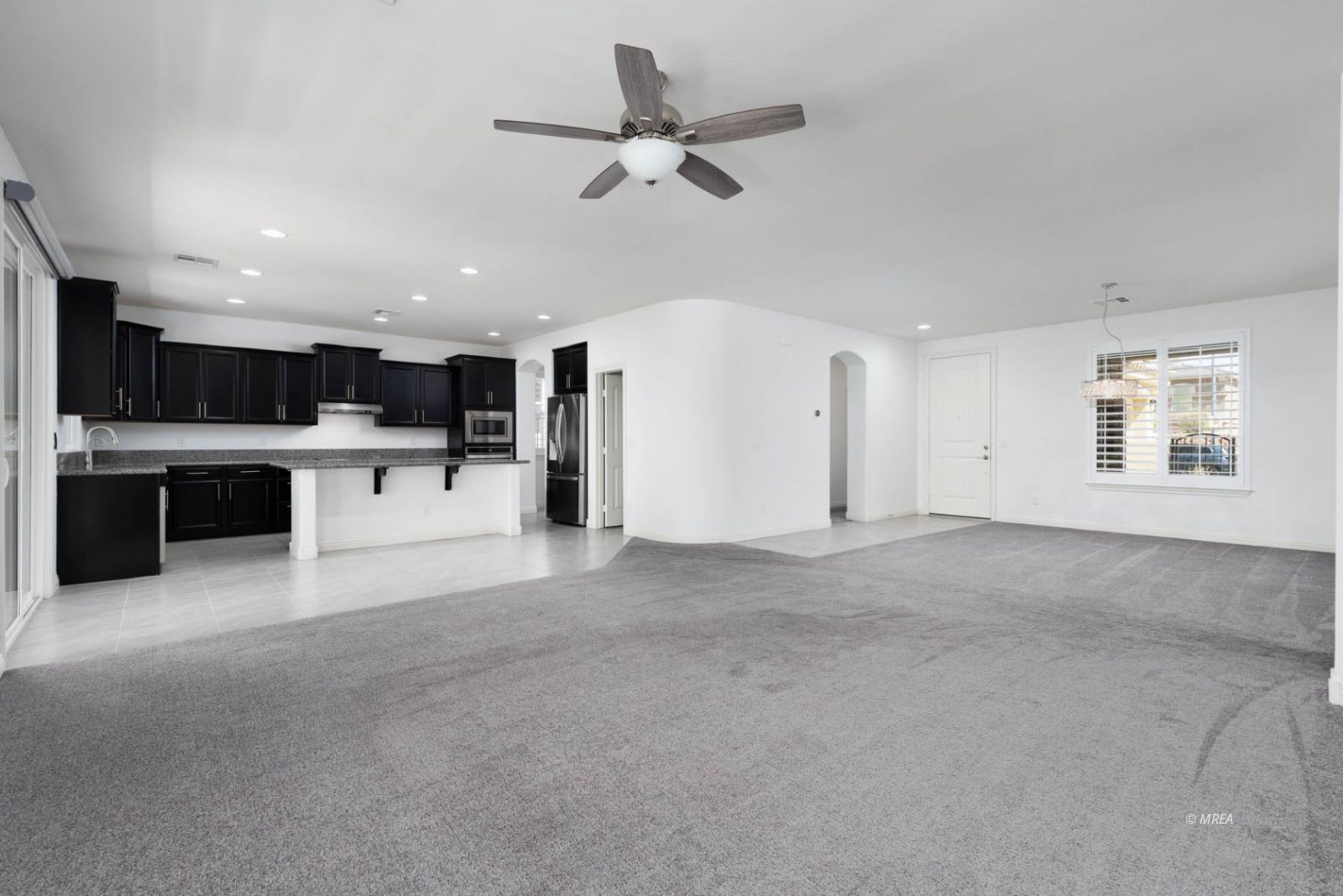 1147  Pebble View Ln