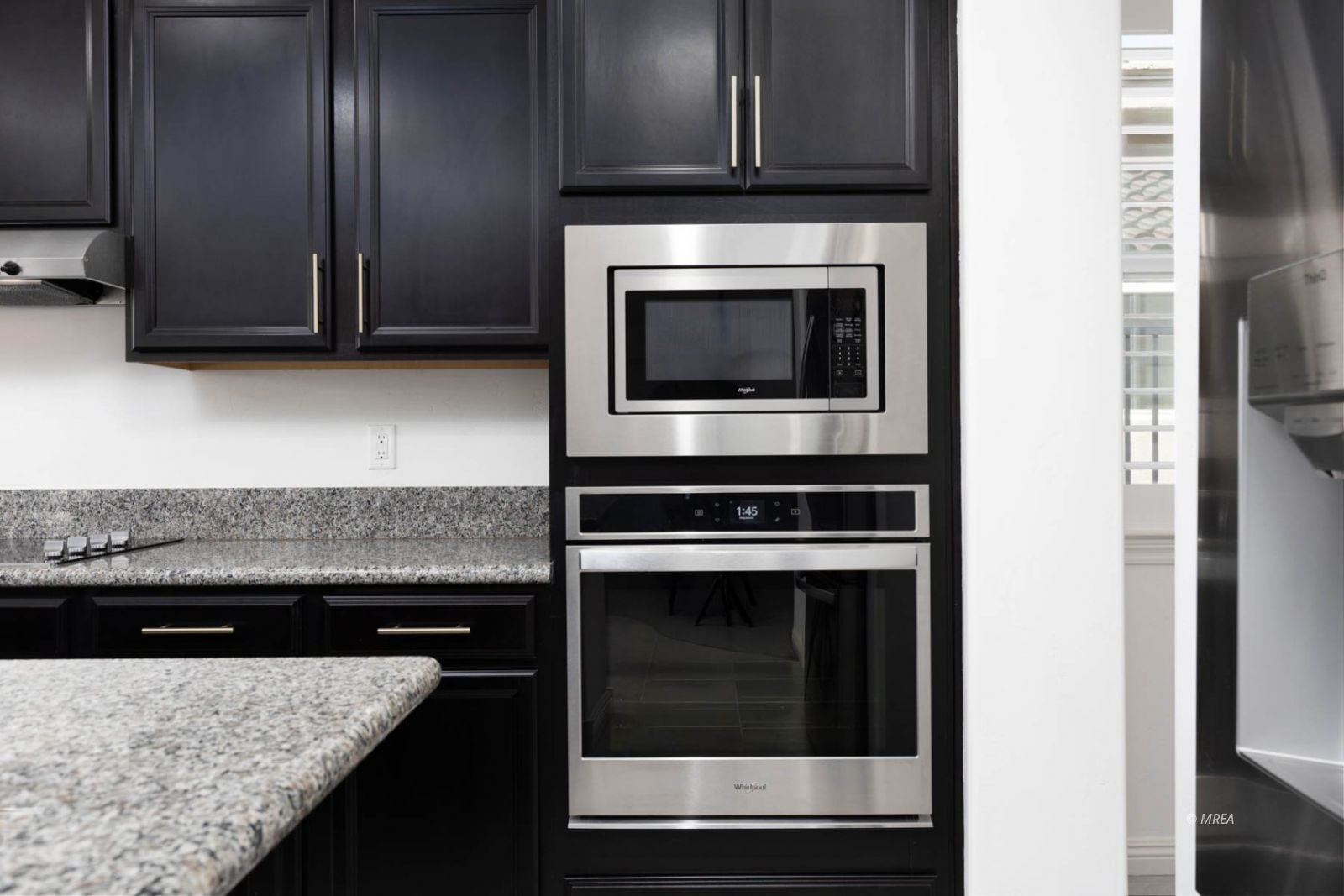 1147  Pebble View Ln