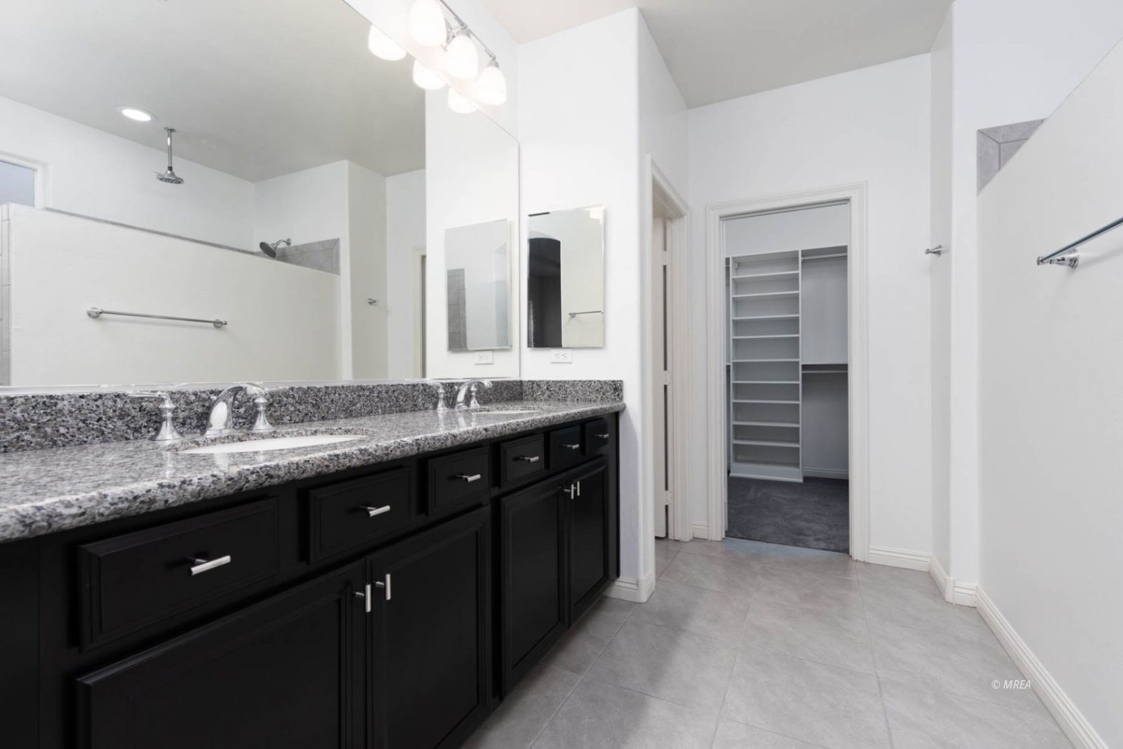 1147  Pebble View Ln