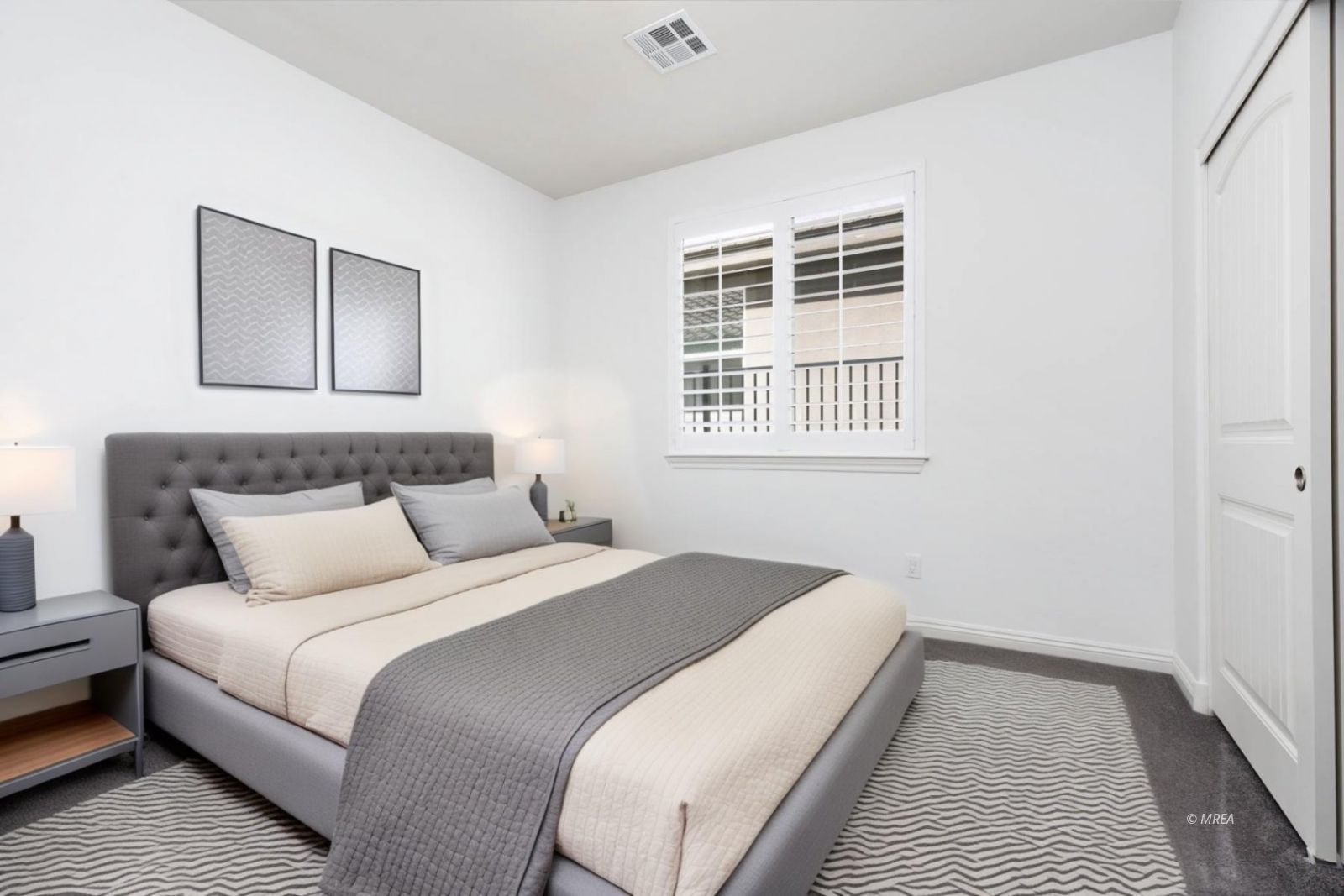 1147  Pebble View Ln