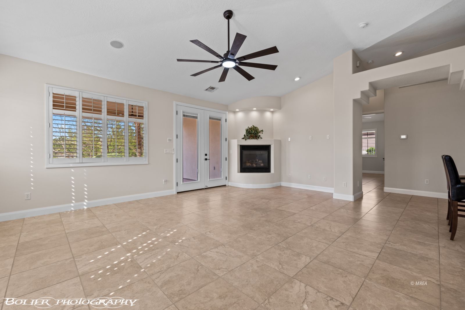 559  Highland View Ct