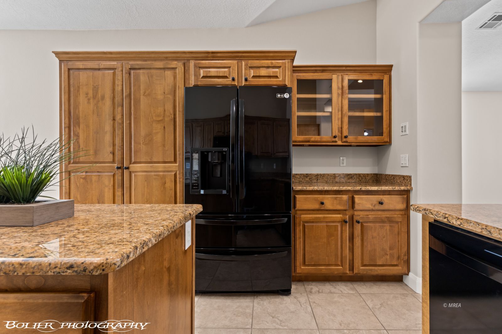 559  Highland View Ct