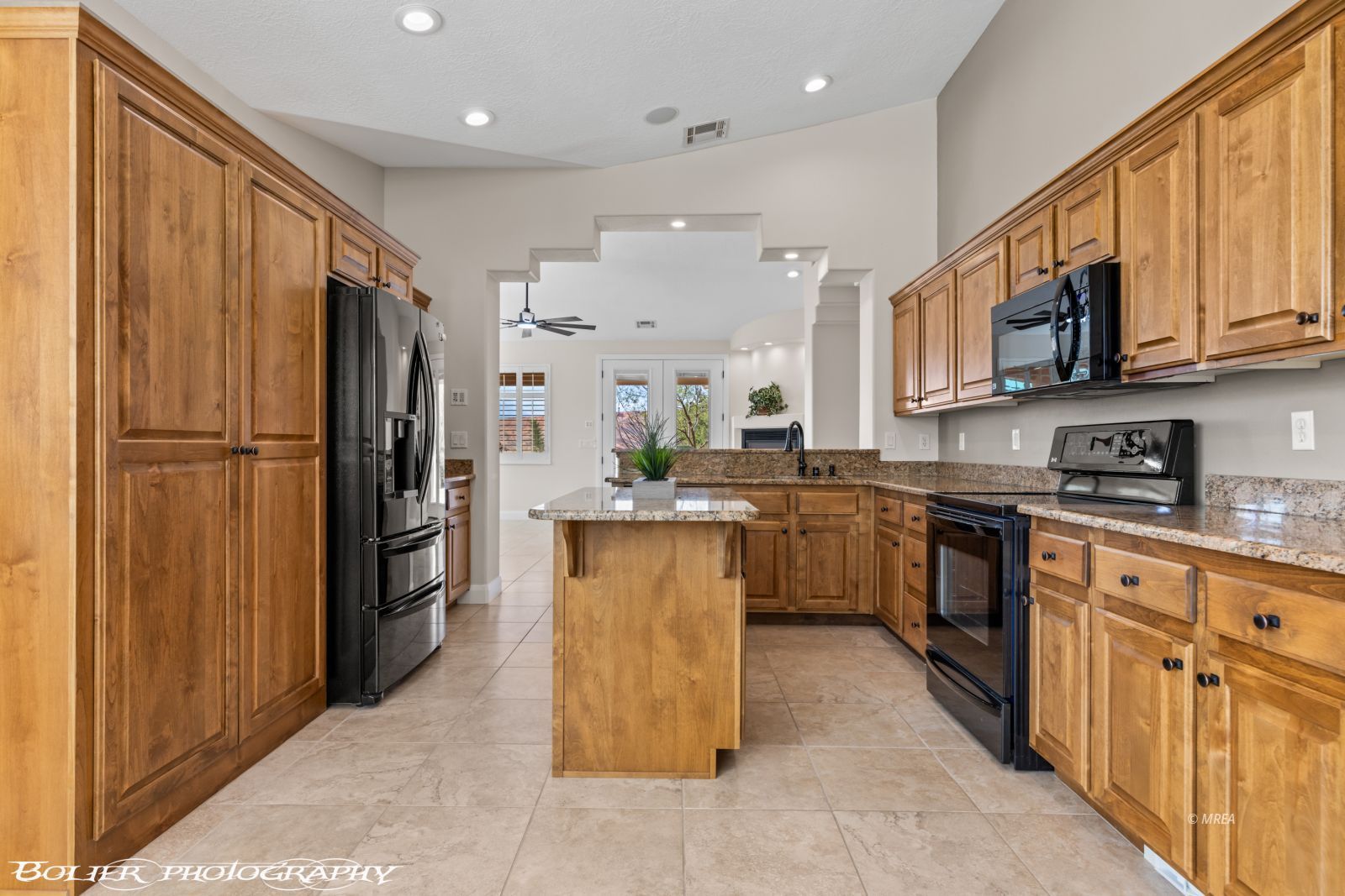 559  Highland View Ct