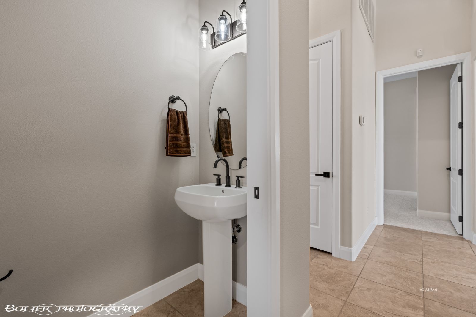 559  Highland View Ct