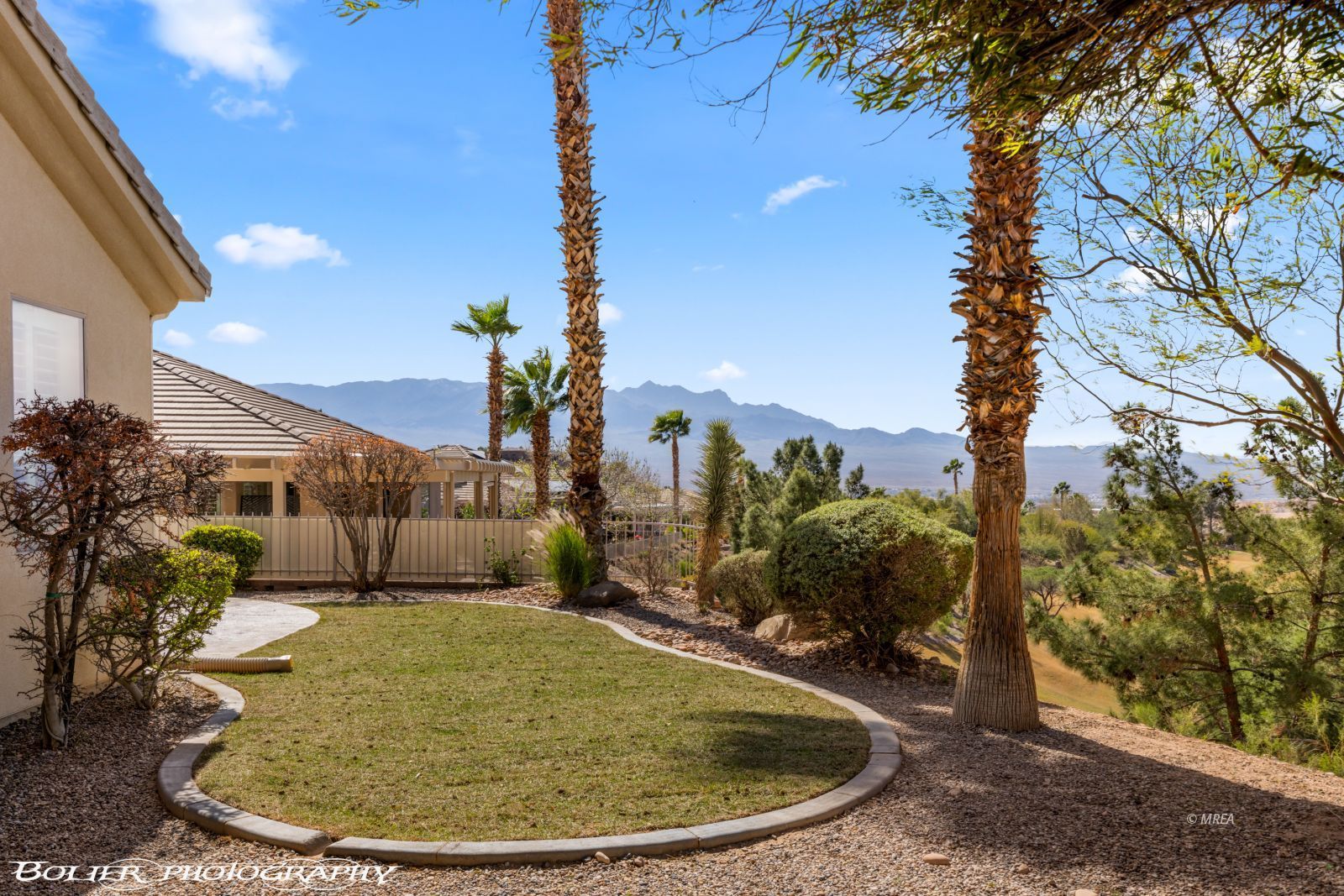 559  Highland View Ct