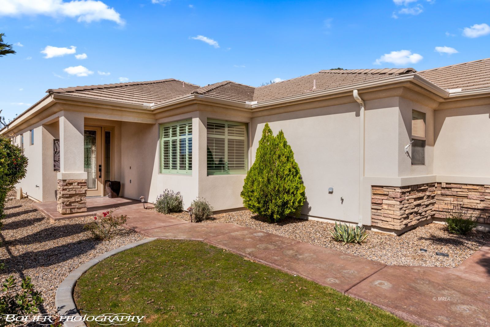 559  Highland View Ct