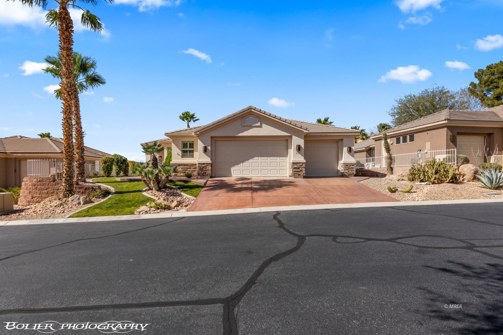 559  Highland View Ct