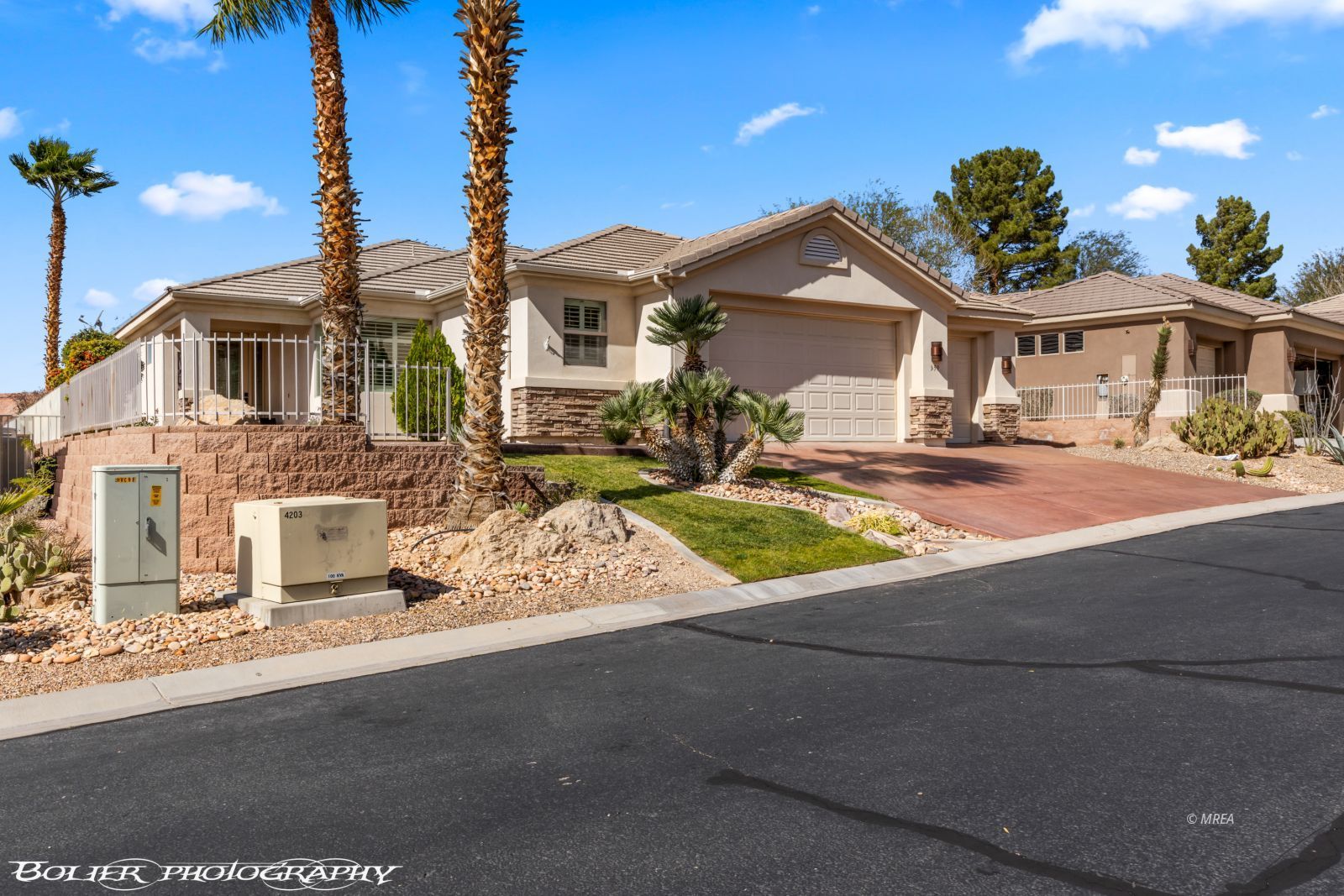 559  Highland View Ct