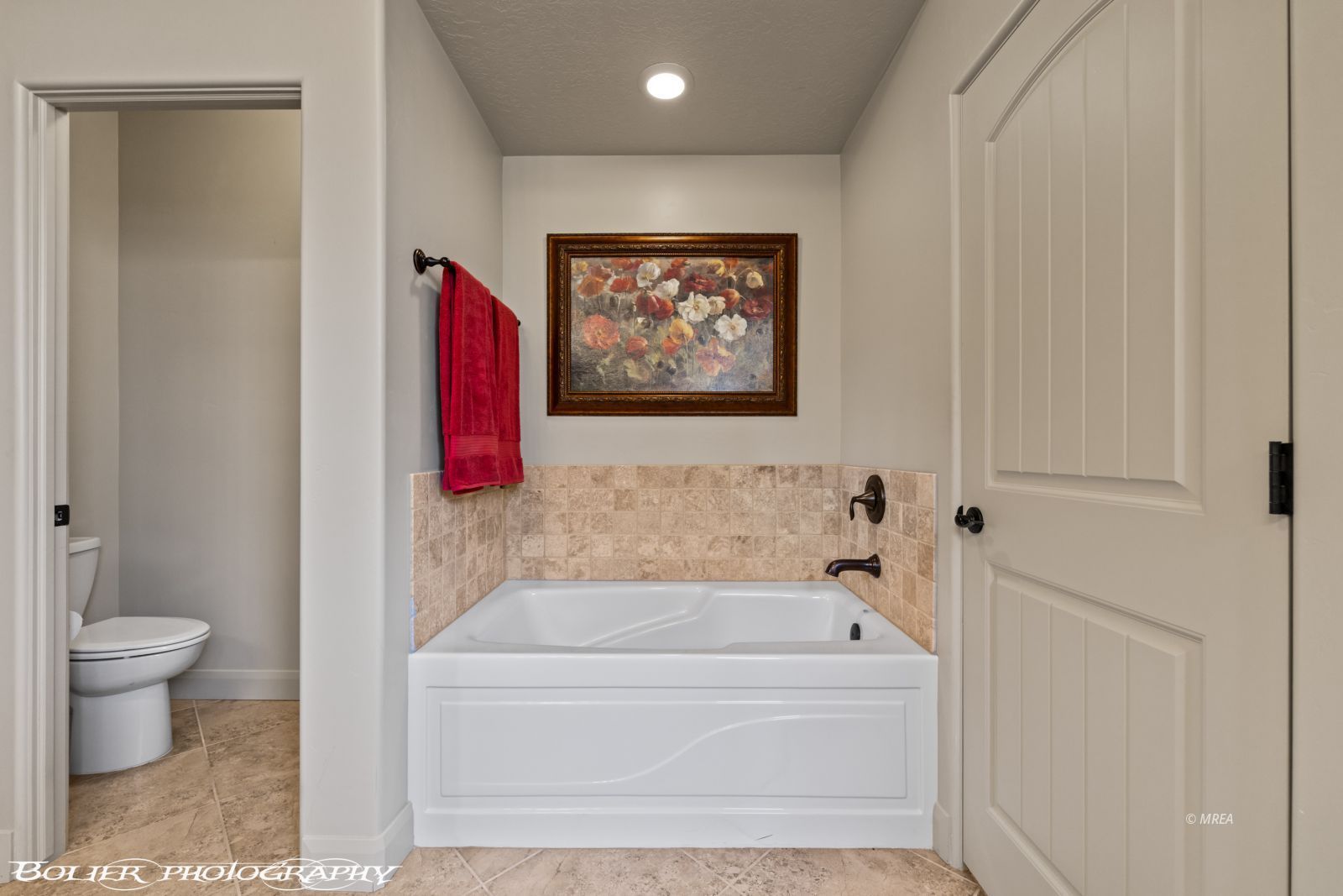 748  Tivoli Crescent 