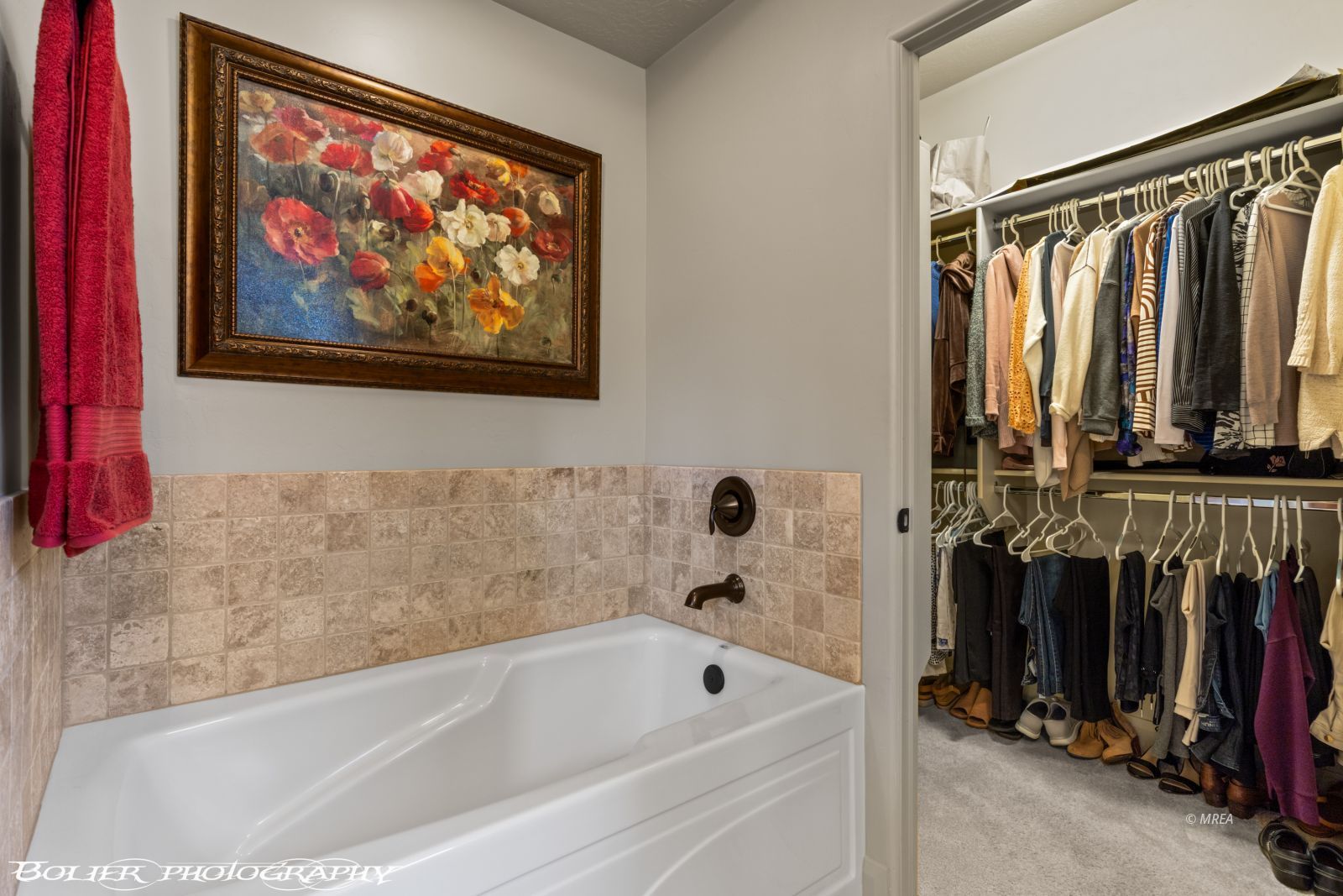 748  Tivoli Crescent 