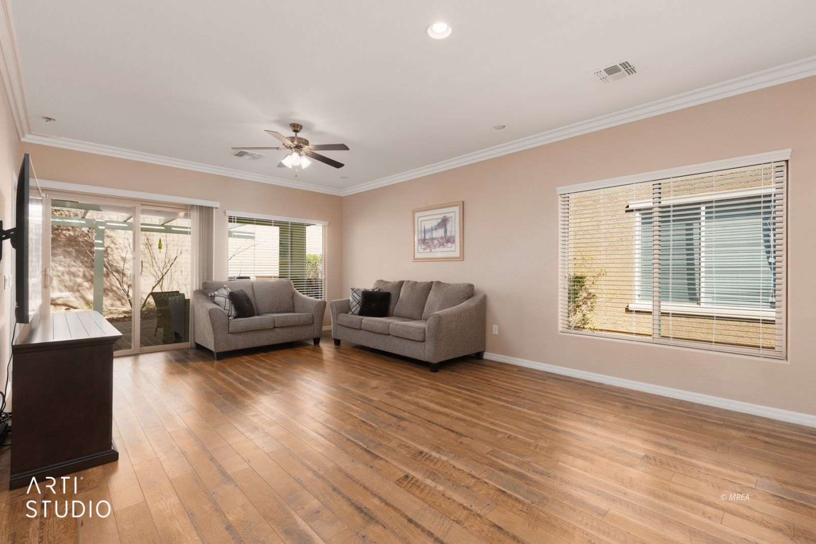 799  Country Grove Ln