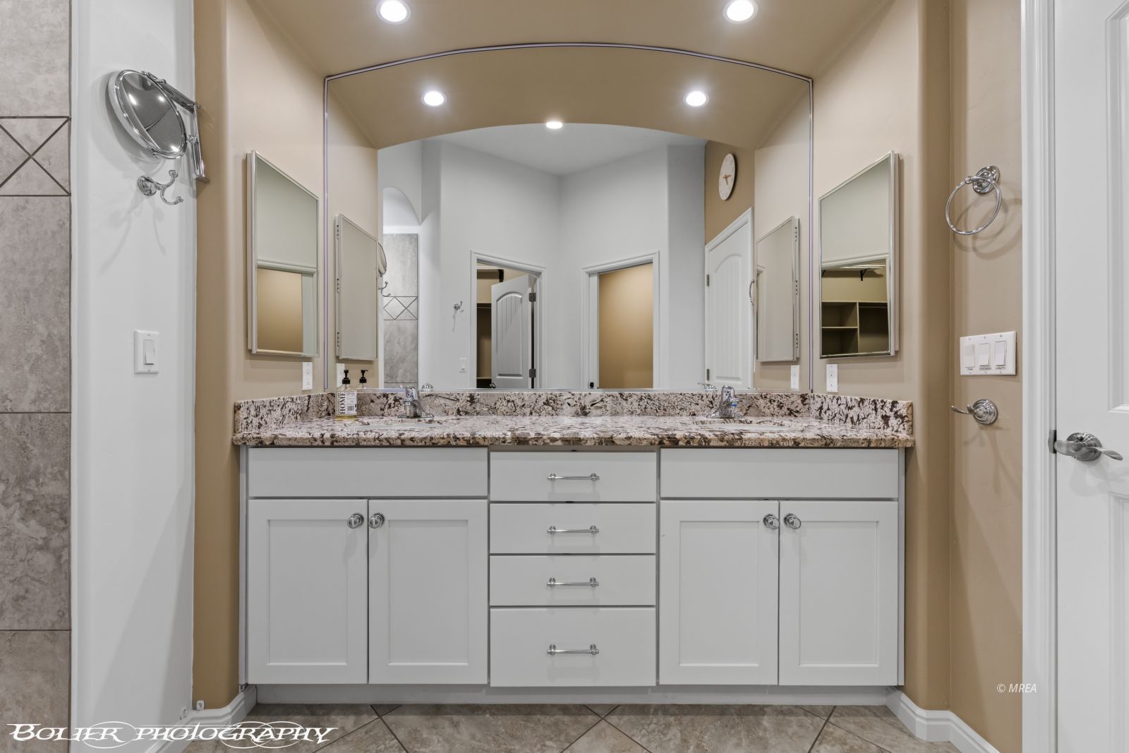 1352  Lexington Lane 