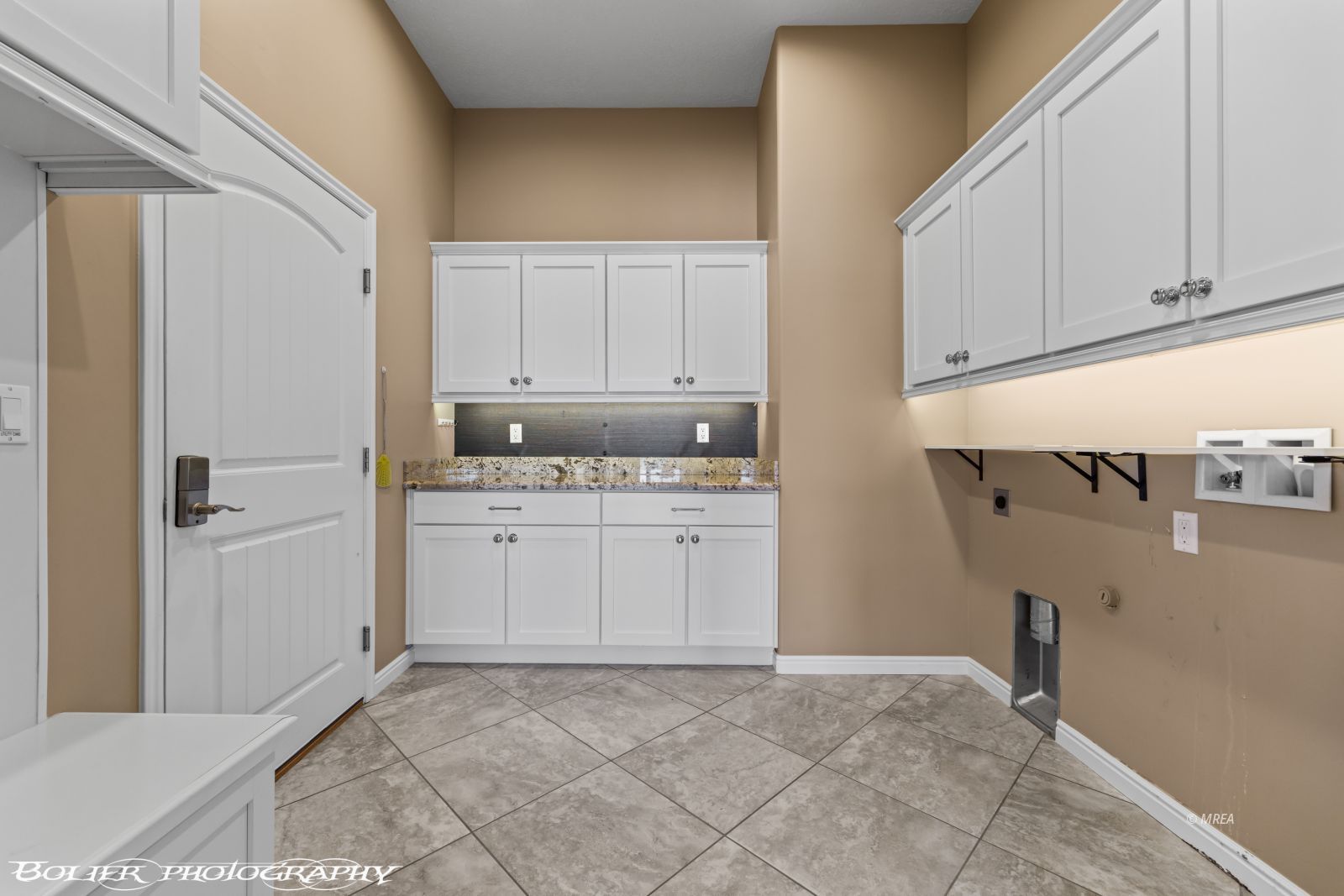 1352  Lexington Lane 