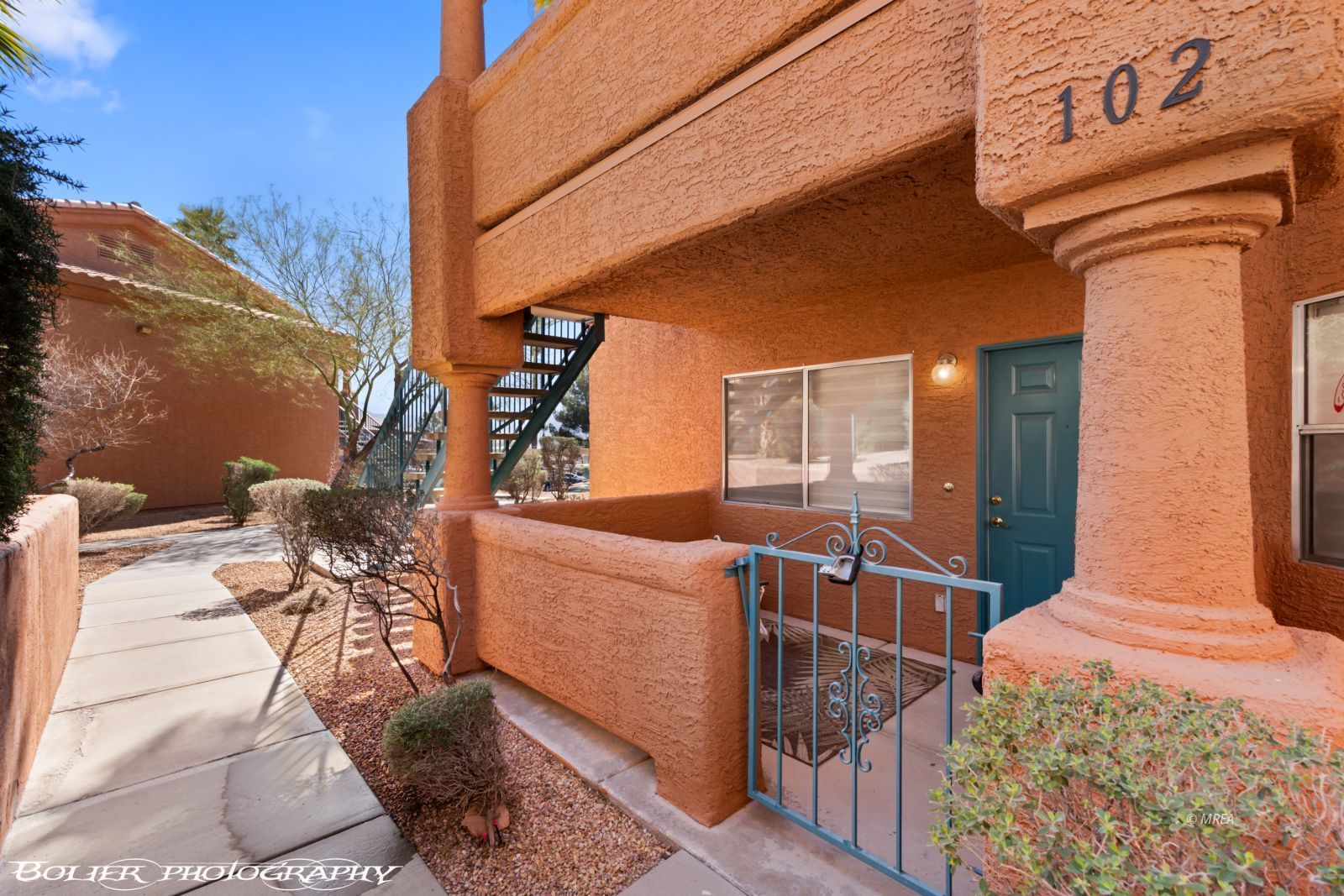 957  Mesquite Springs Dr #102