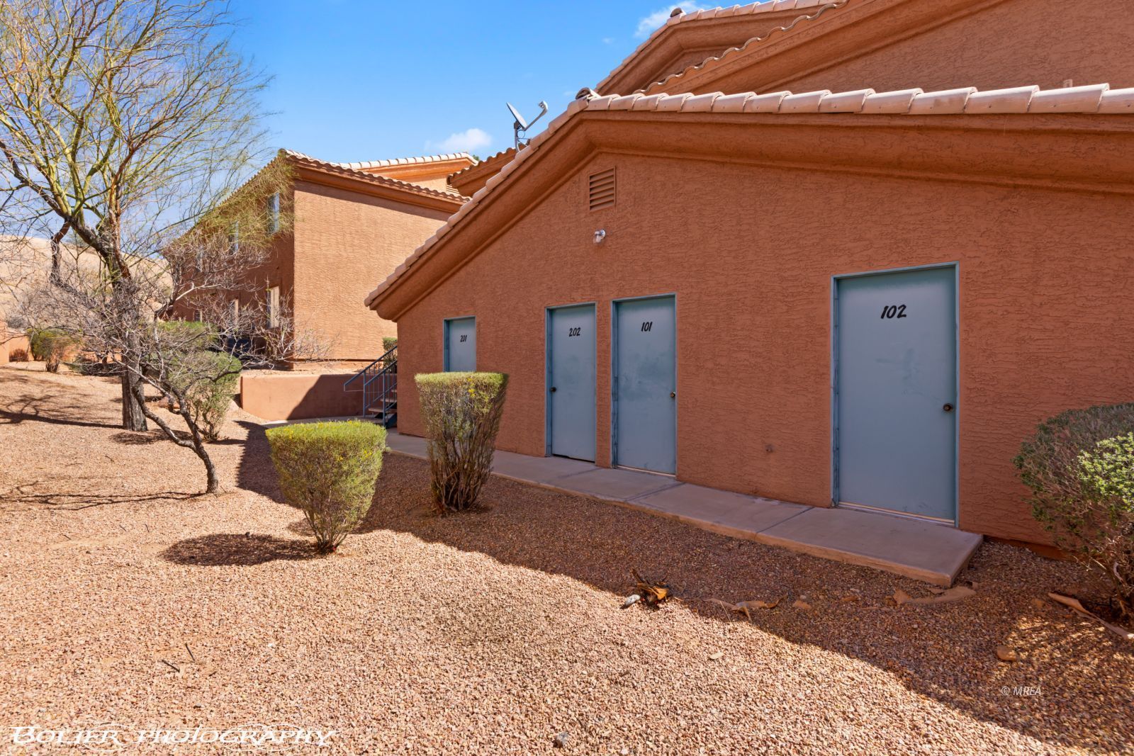 957  Mesquite Springs Dr #102