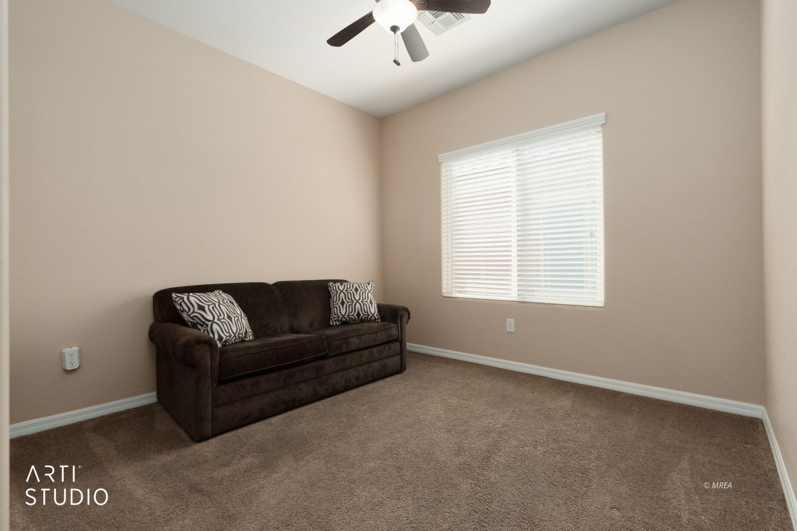 799  Country Grove Ln