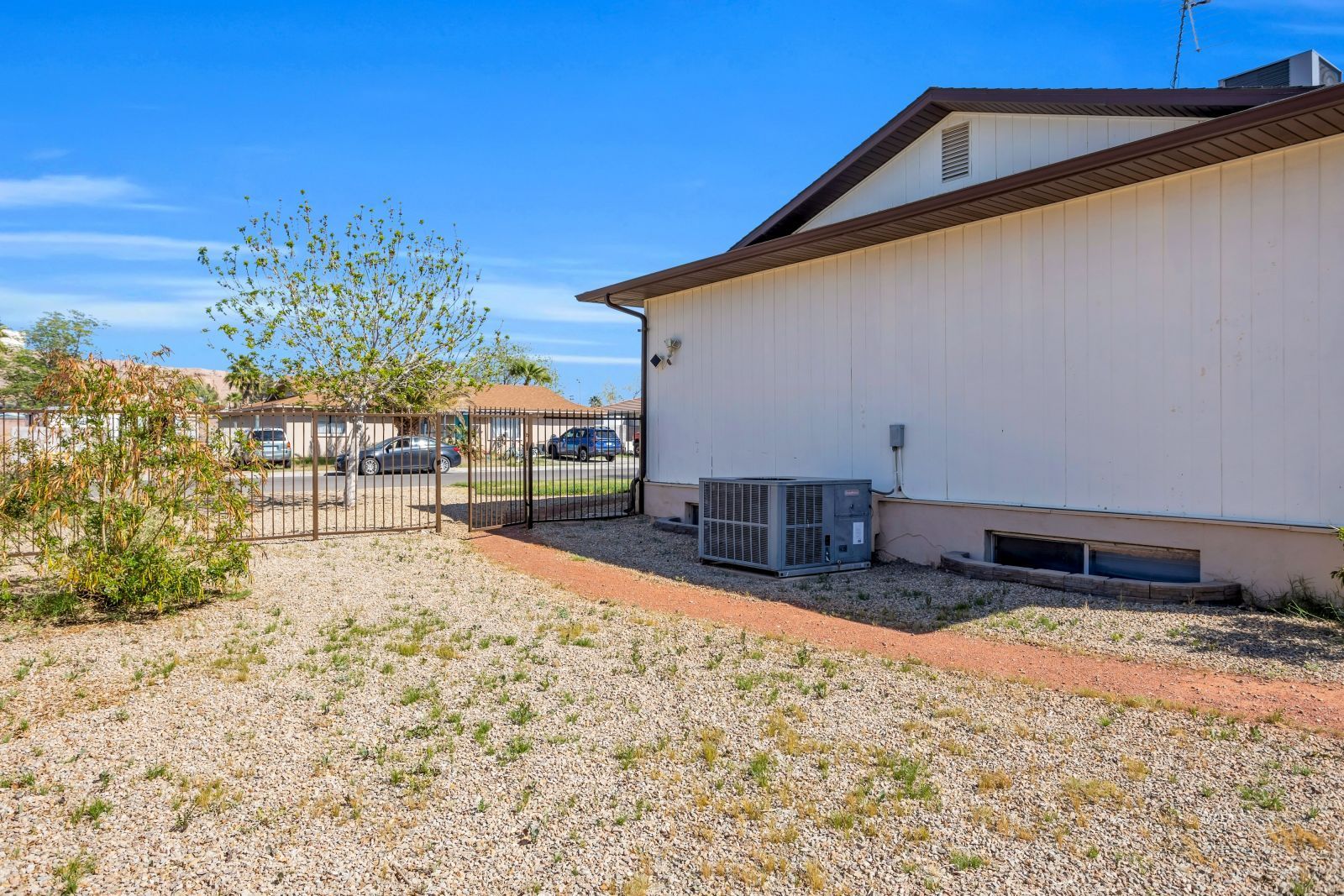 250  Second North St