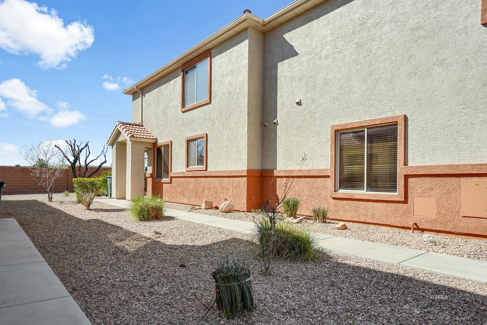 123  Desert Willow Ln #C