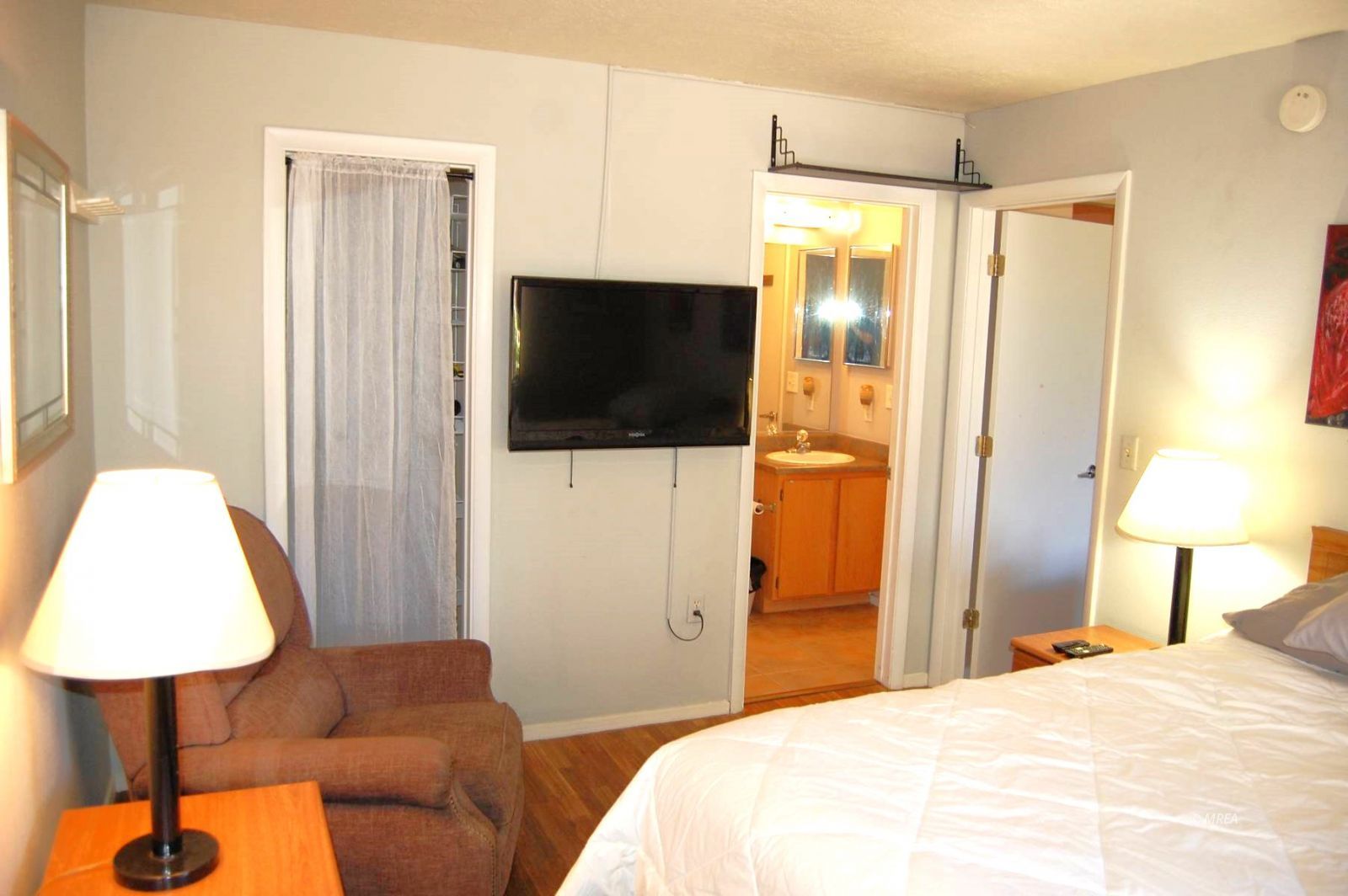 100  Pulsipher  #2105