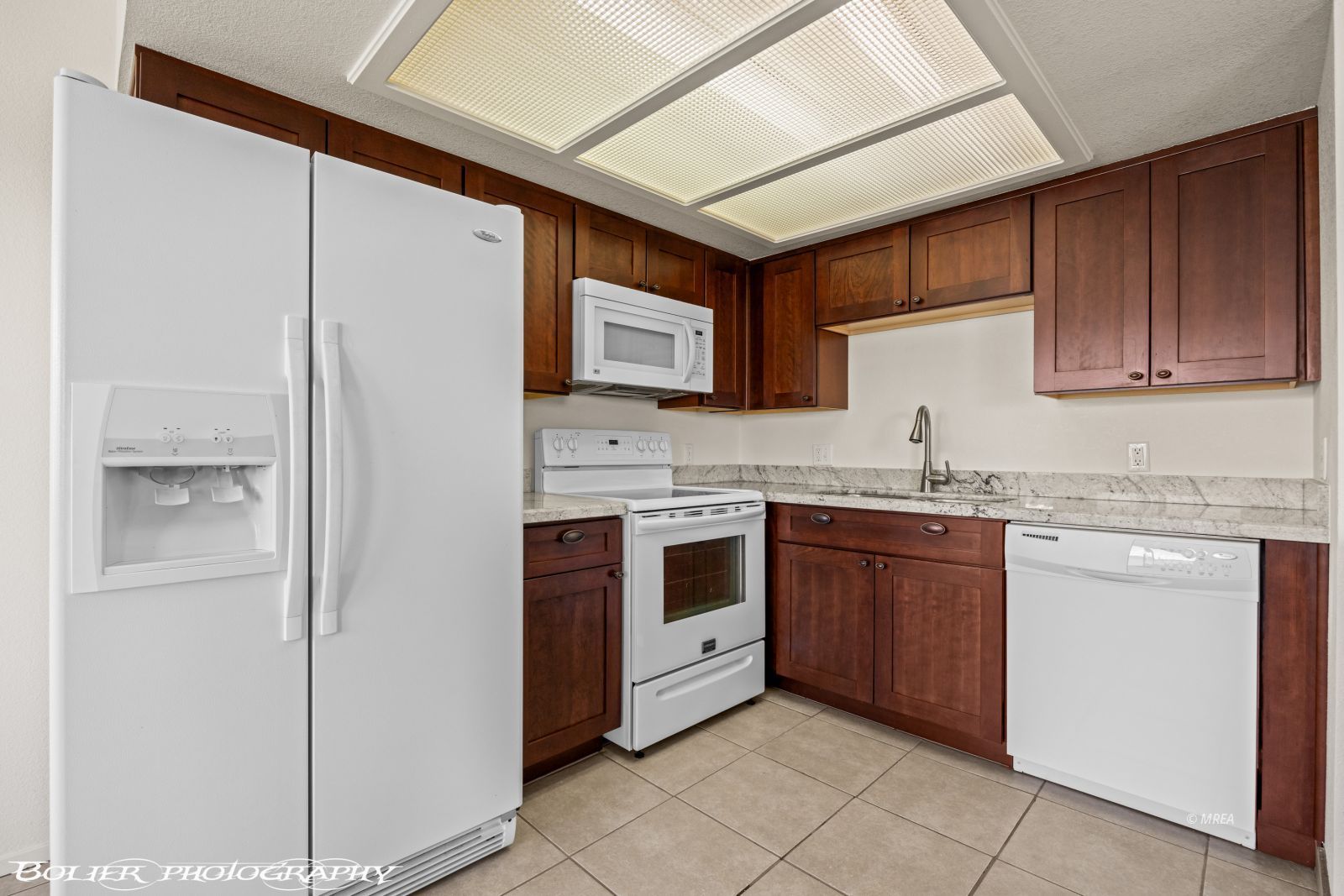 451  Mesa Blvd  #201