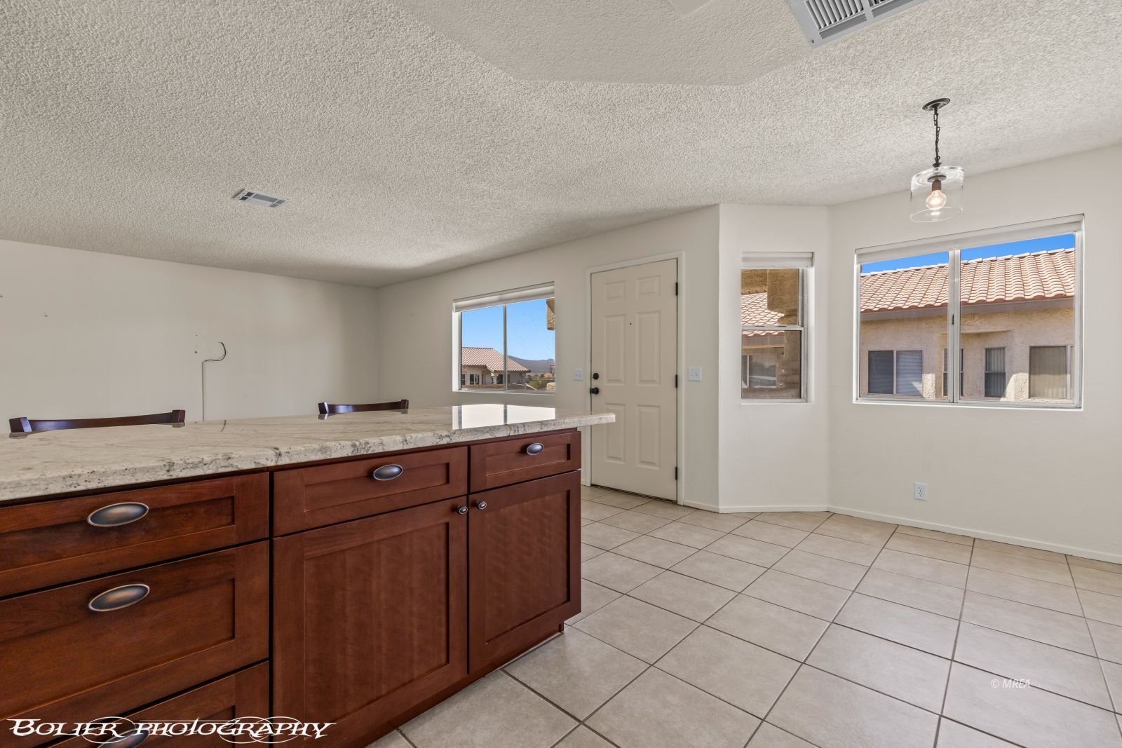 451  Mesa Blvd  #201