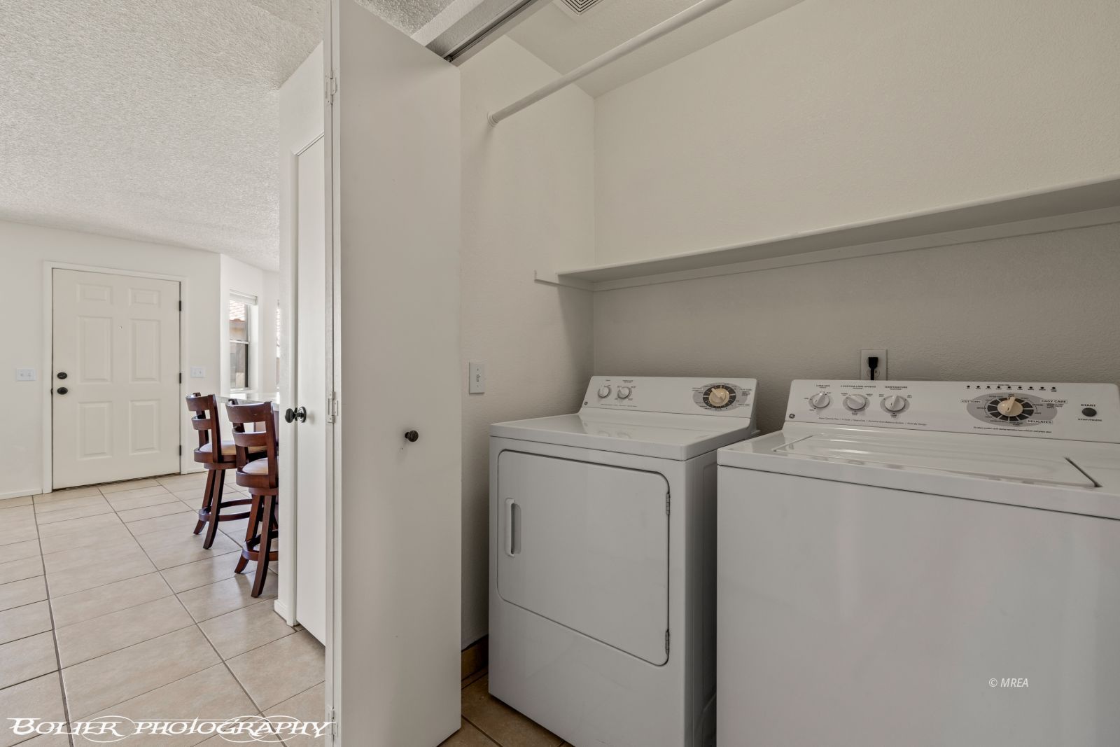 451  Mesa Blvd  #201