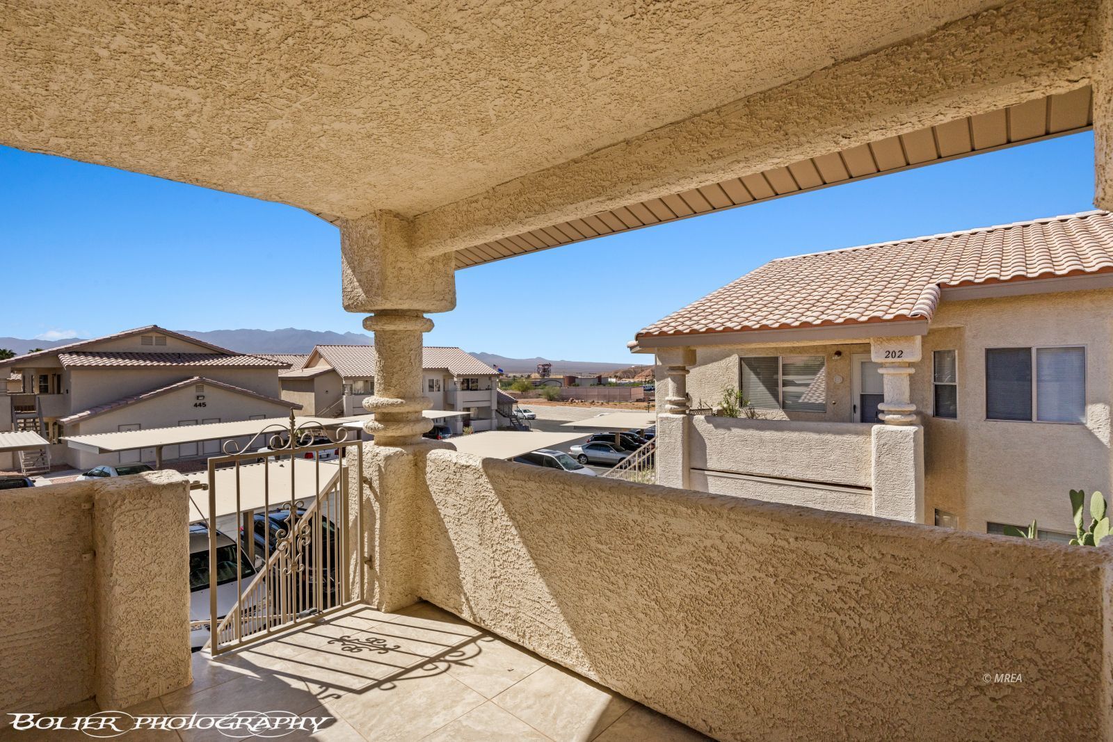 451  Mesa Blvd  #201