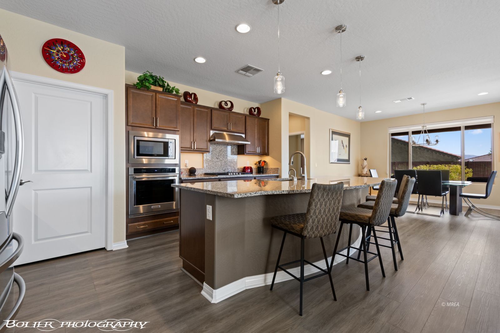 1018  Flagstone Bend 