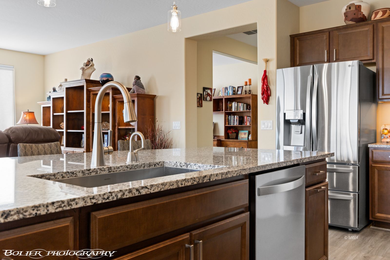 1018  Flagstone Bend 