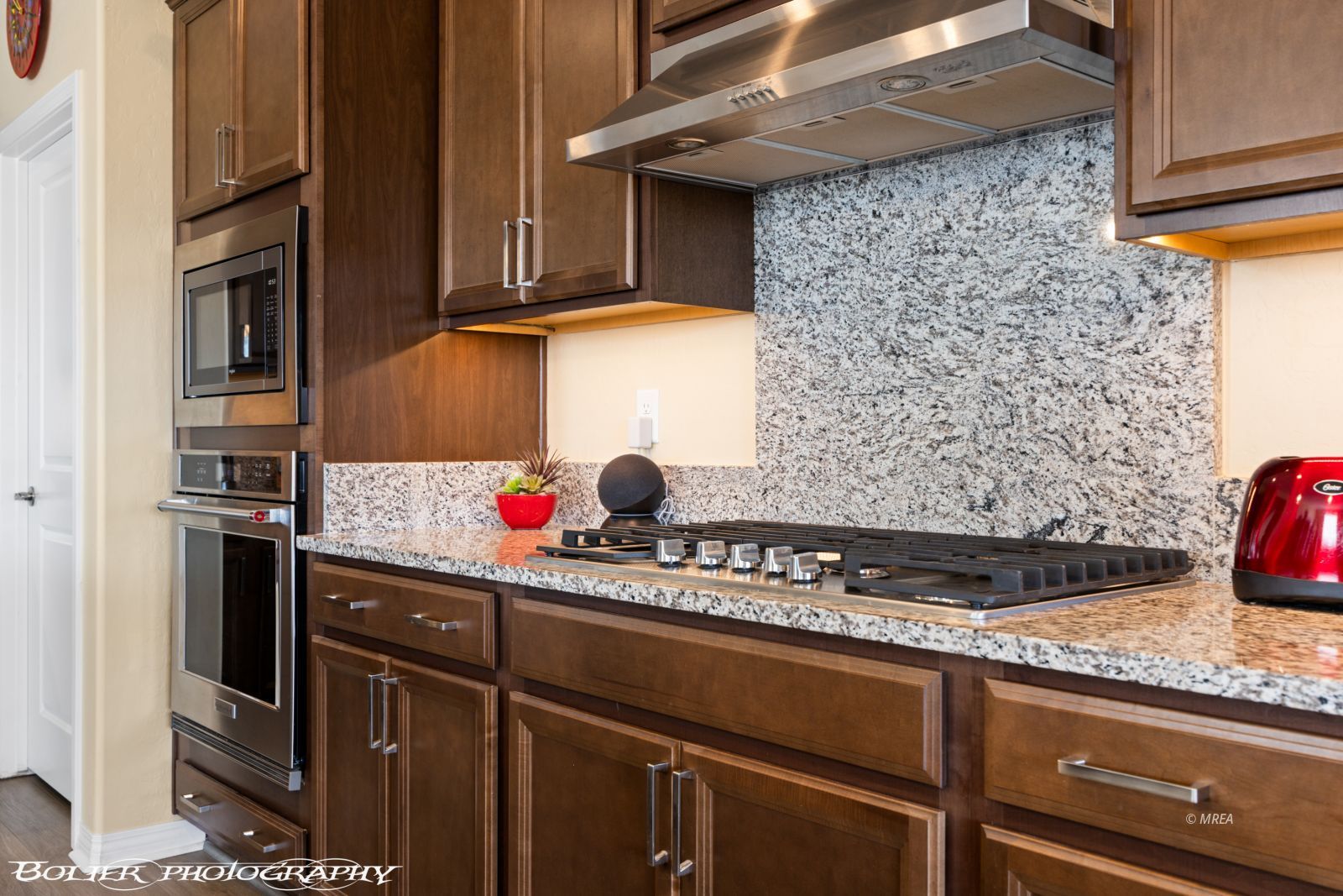 1018  Flagstone Bend 