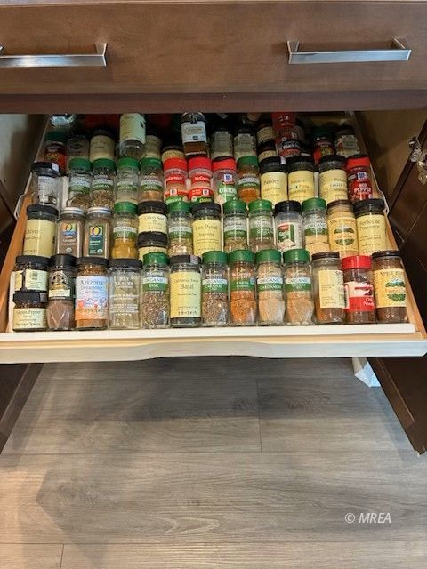 1018  Flagstone Bend 