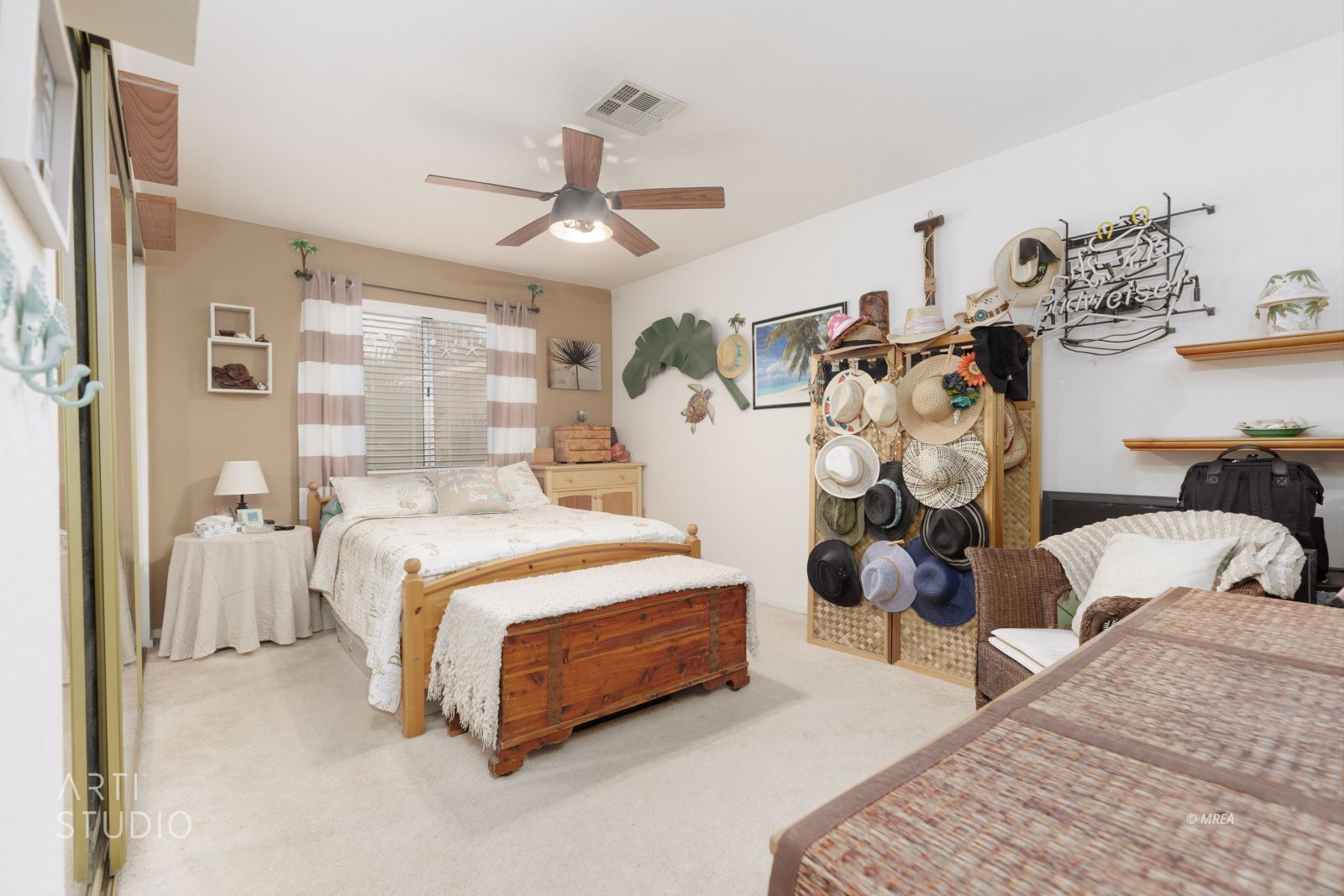 950  Mesquite Springs Dr #201