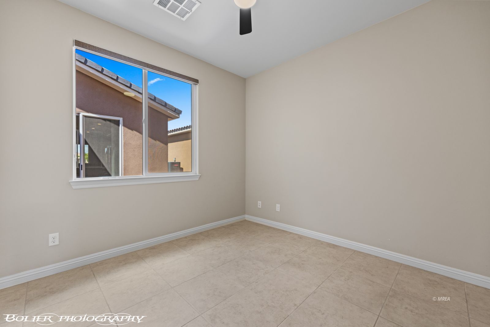 1355  Huntington Heights 