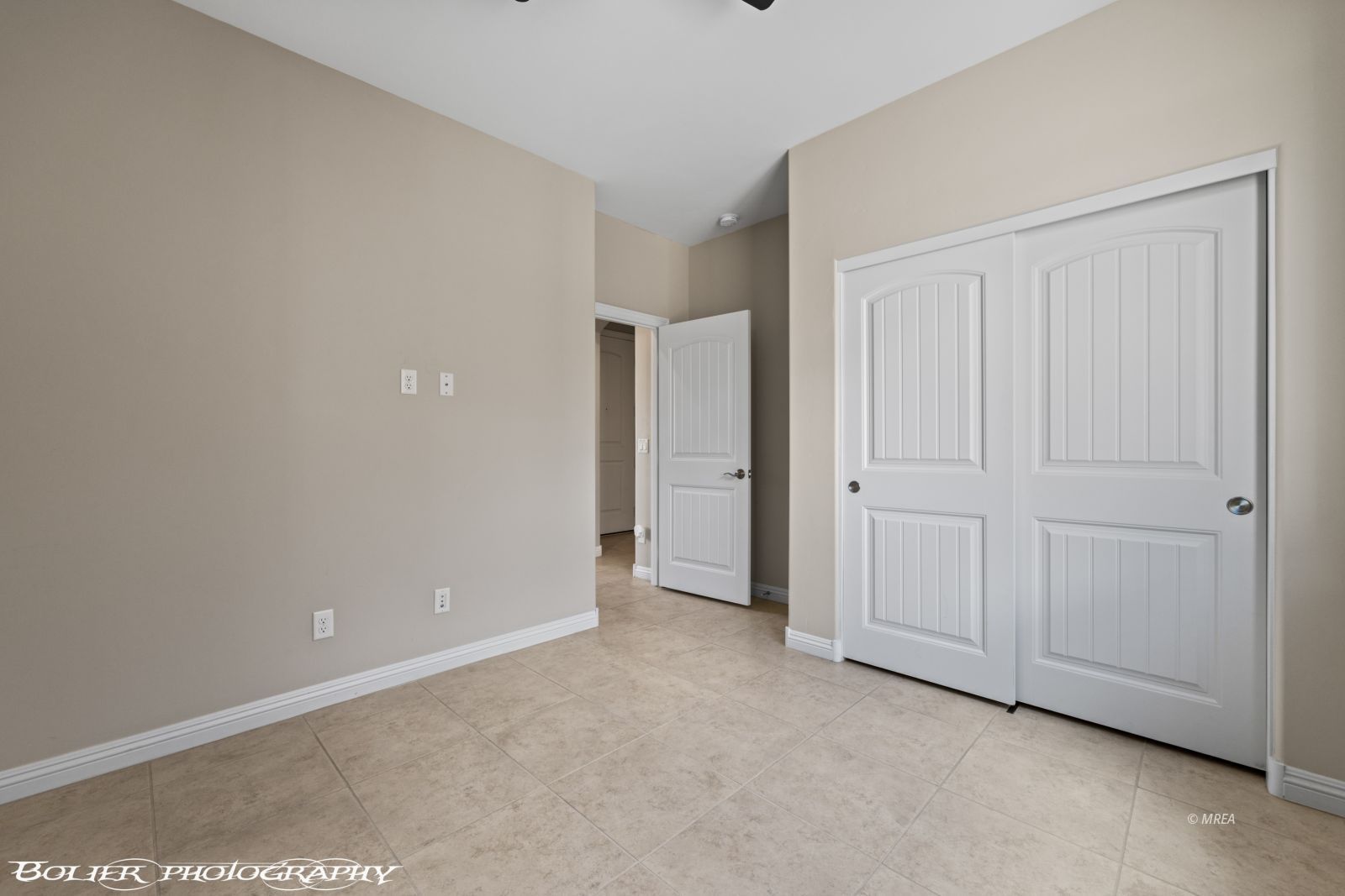 1355  Huntington Heights 