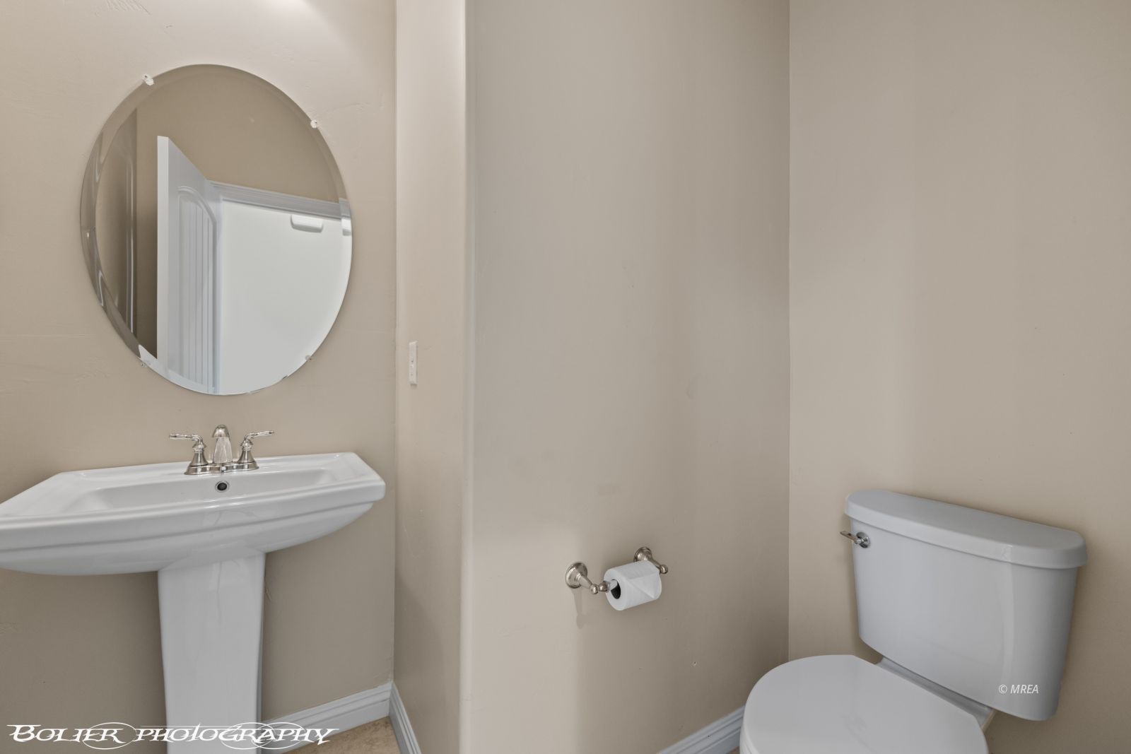 1355  Huntington Heights 