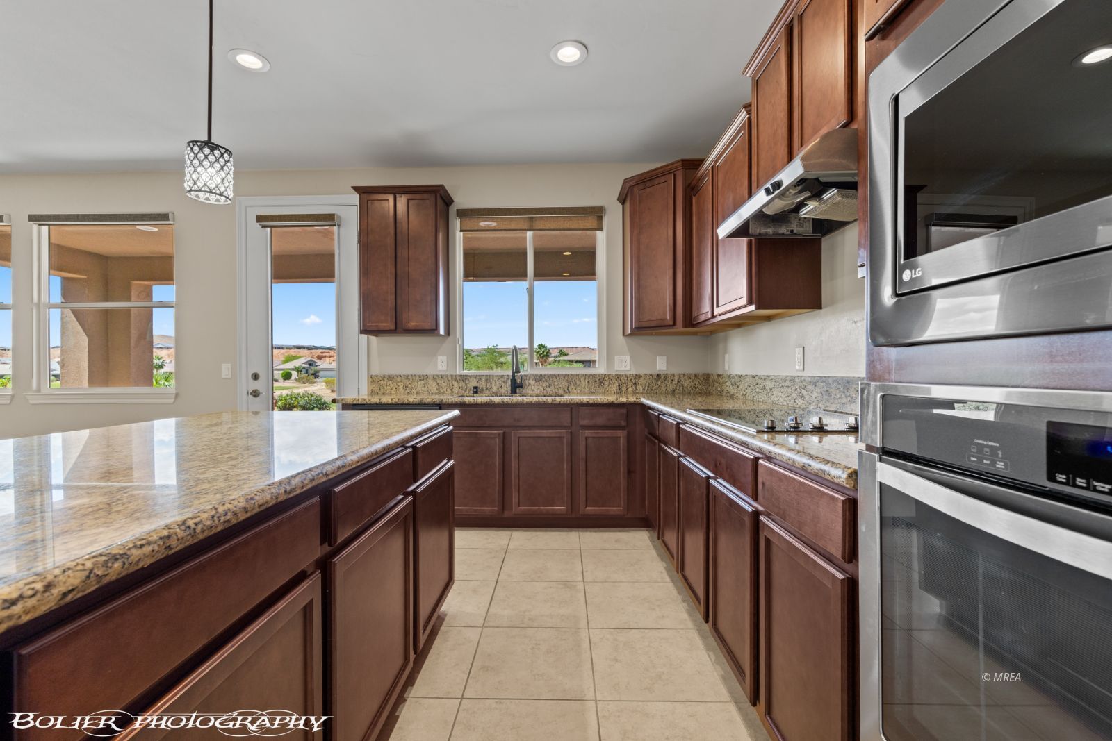 1355  Huntington Heights 