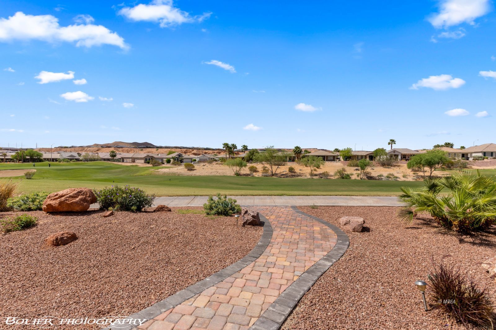 1355  Huntington Heights 